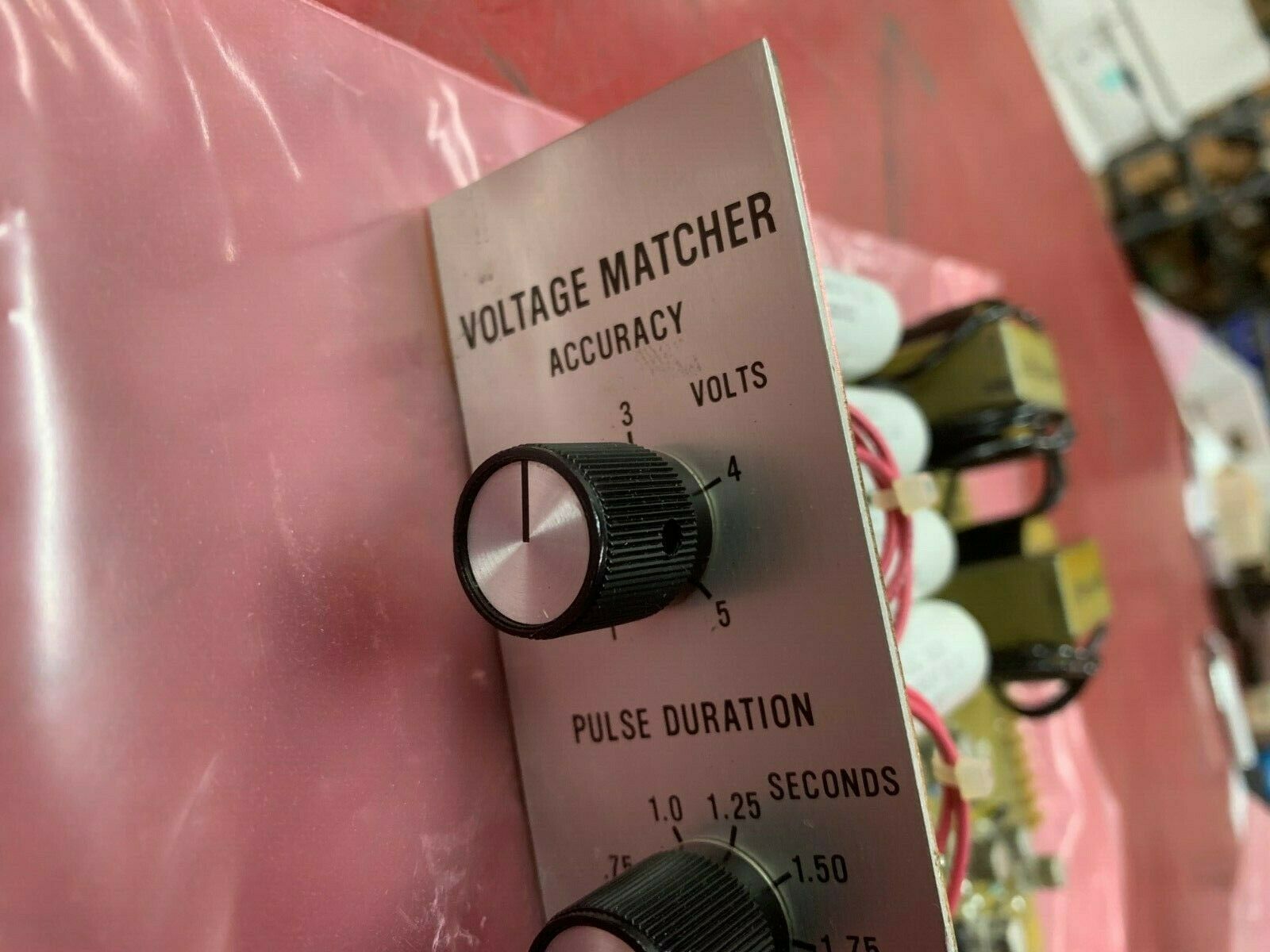 NEW CUTLER-HAMMER VOLTAGE MATCHER ACCURACY 587C884X02 BOARD 100P465H01