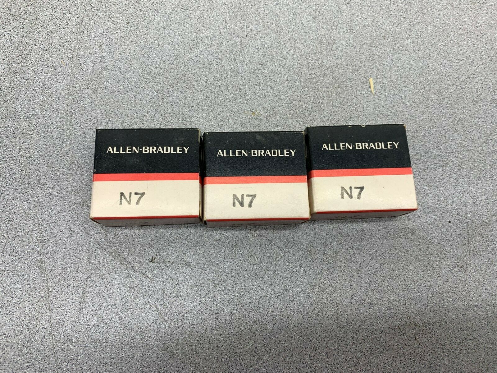 LOT OF 3 NEW IN BOX ALLEN BRADLEY HEATER ELEMENT N