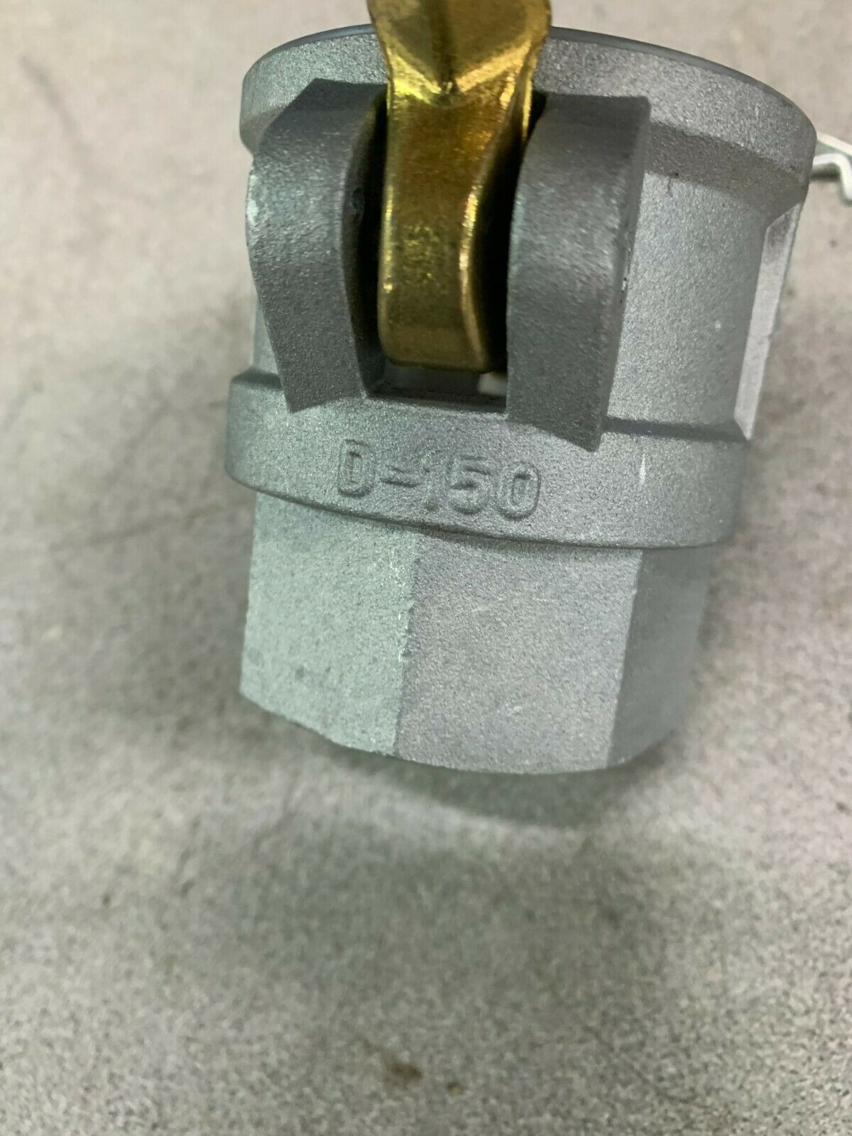 NEW NO BOX DIXON COUPLER D-150