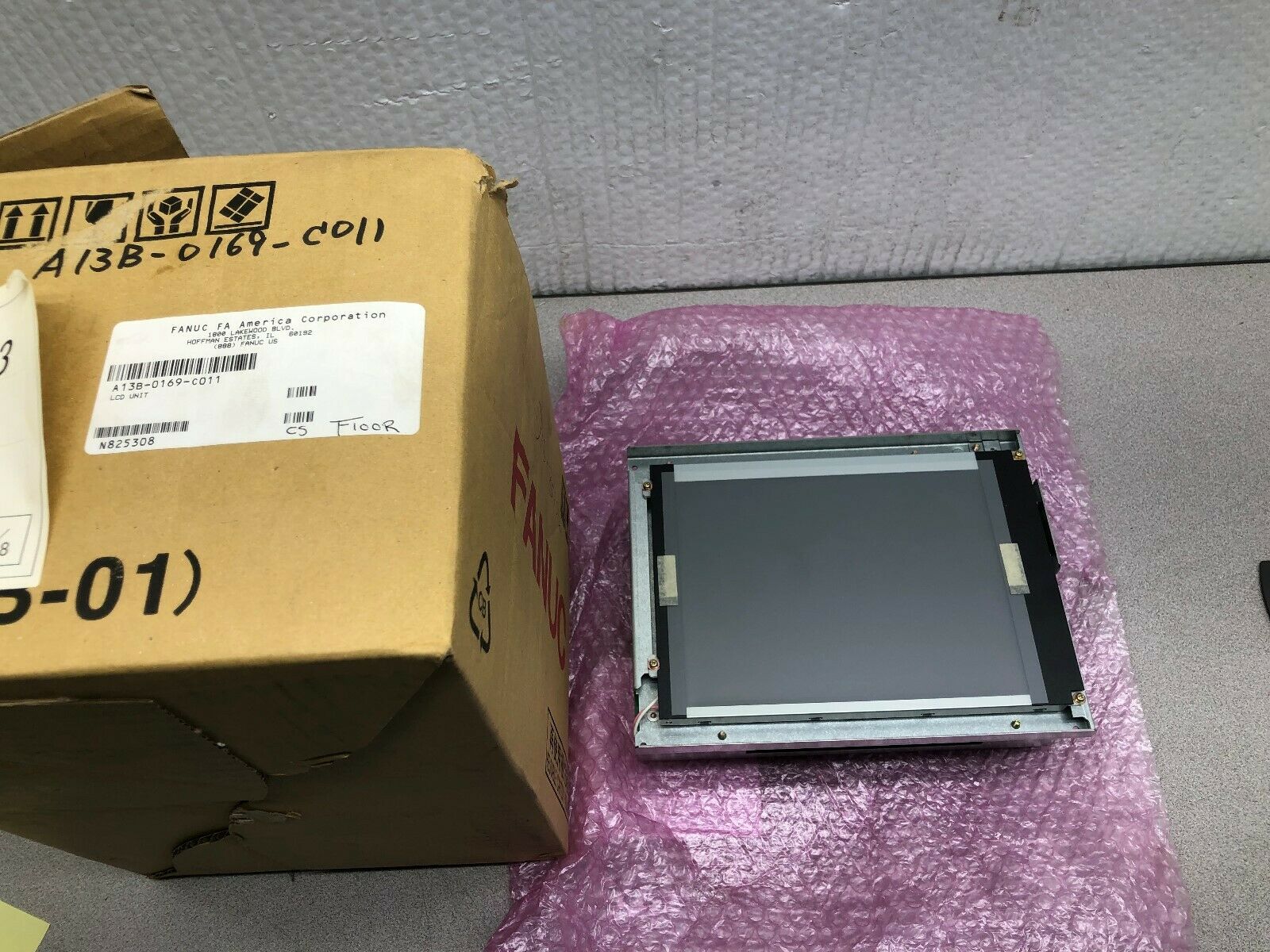 NEW IN BOX FANUC DISPLAY A13B-0169-C011