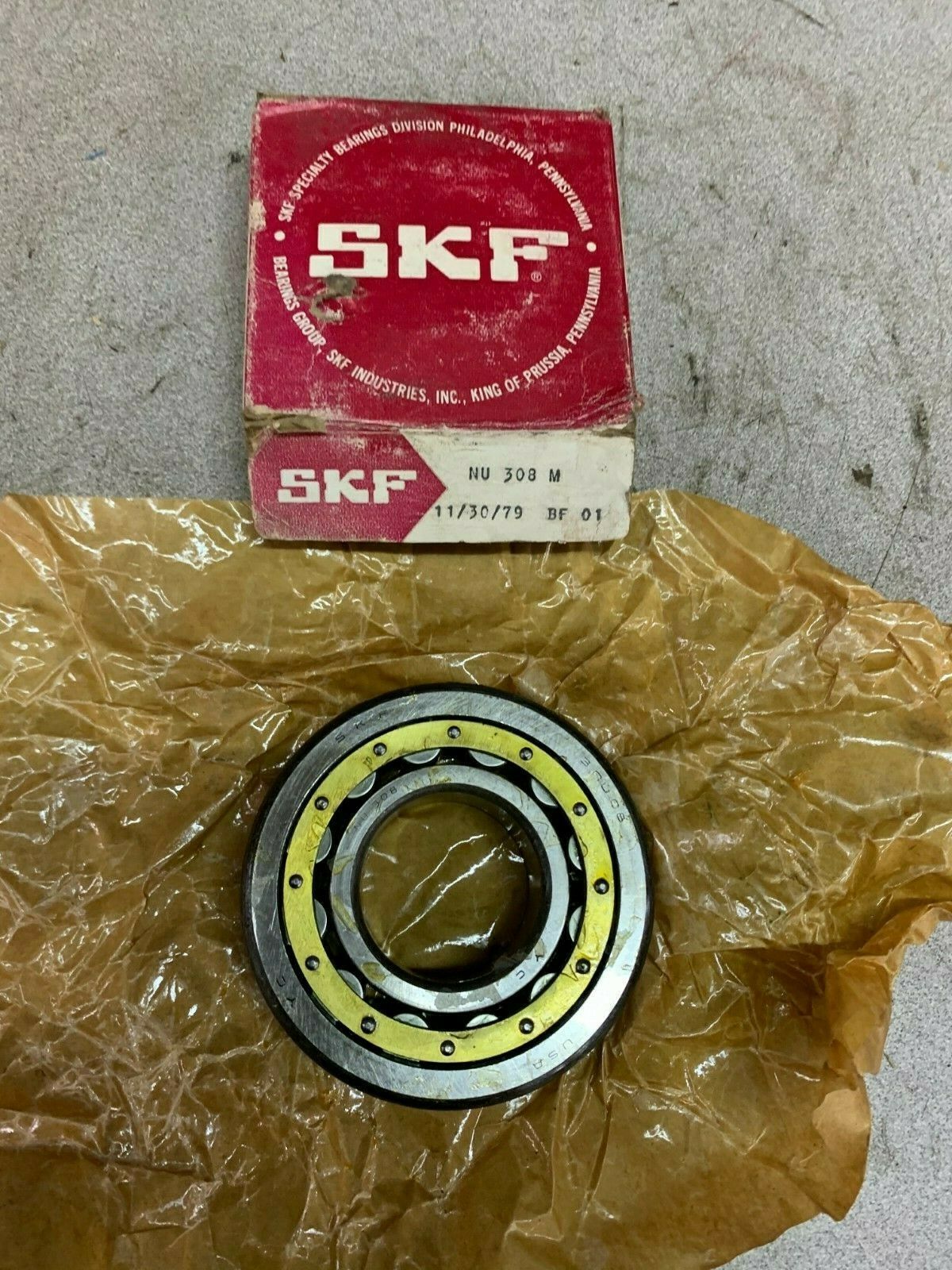 NEW IN BOX SKF BALL BEARING NU 308 M