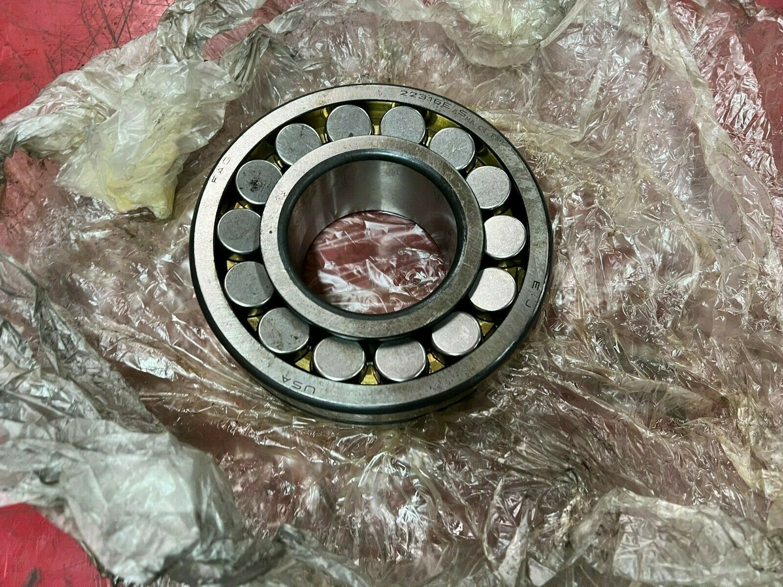 NEW NO BOX FAG 22316ES SPHERICAL BEARING 22316EASMAC4F80