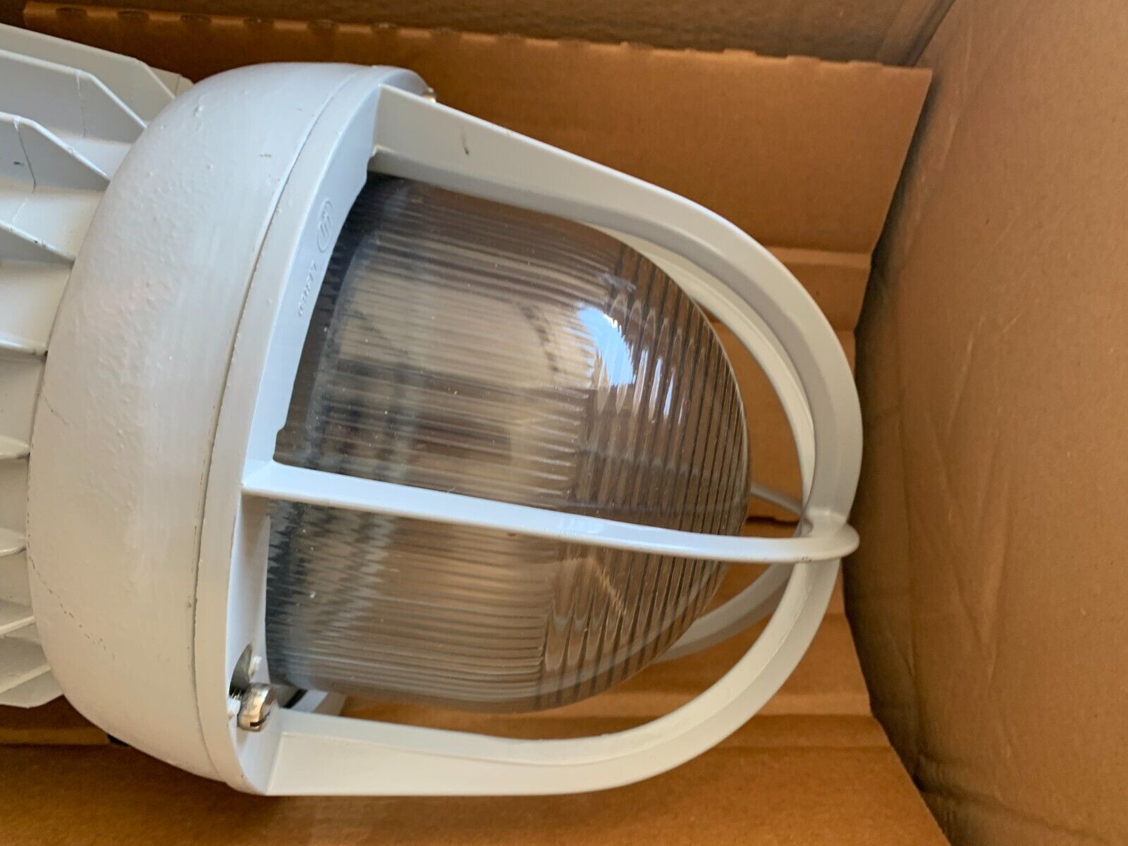 NEW IN BOX CROUSE HINDS HAZARD-GARD LIGHTING FIXTURE EVMJ44101/MT GB