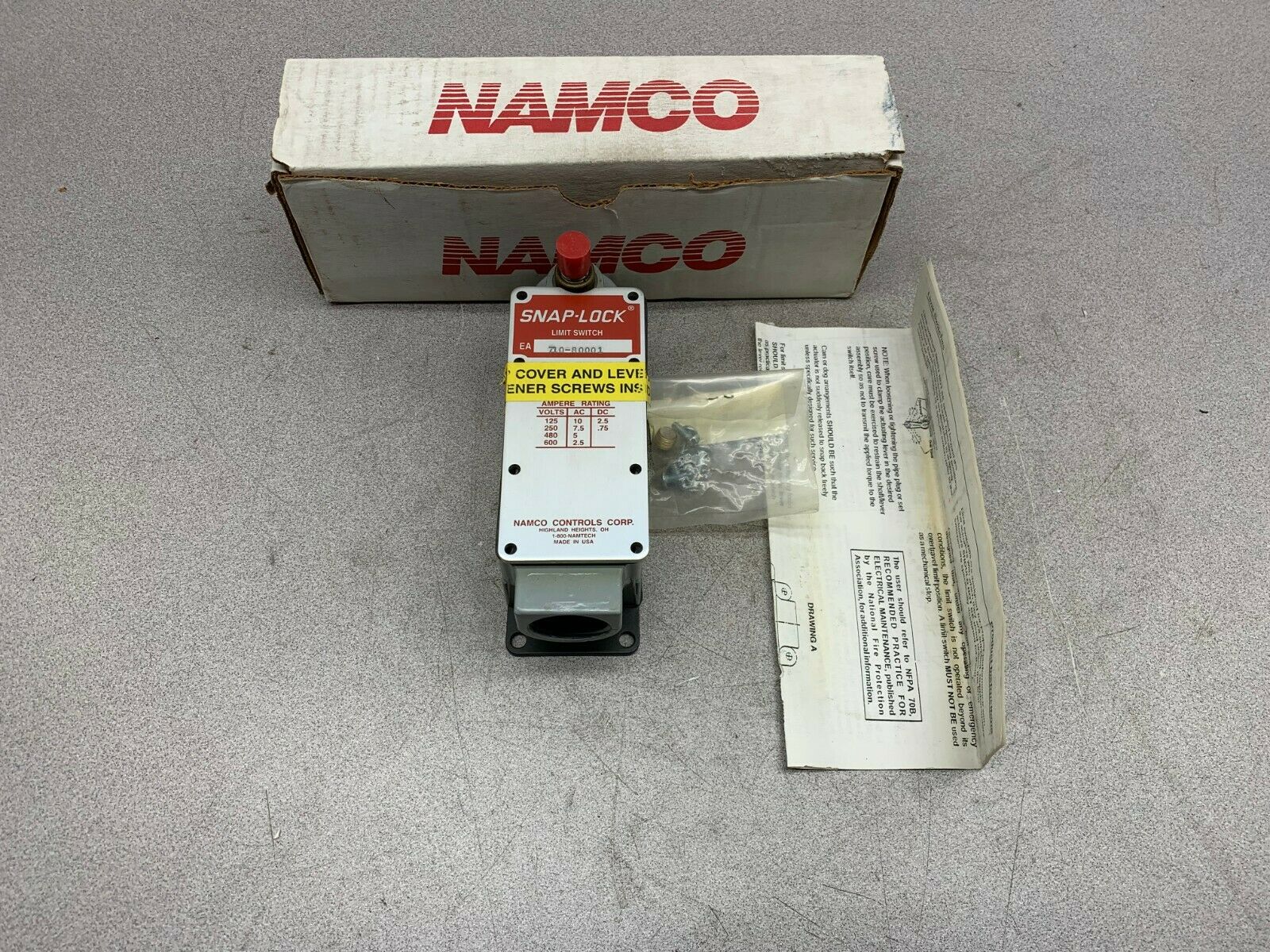 NEW IN BOX NAMCO SNAP-LOCK LIMIT SWITCH EA710-80001