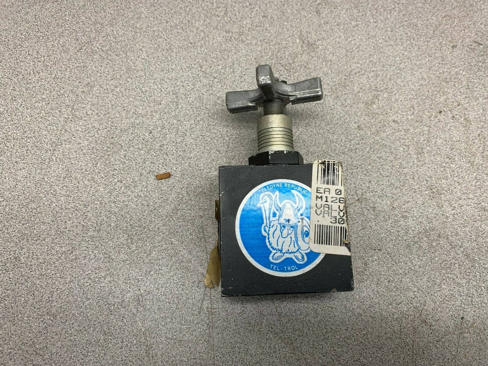 NEW NO BOX TELEDYNE VALVE M1261-1/4-S2