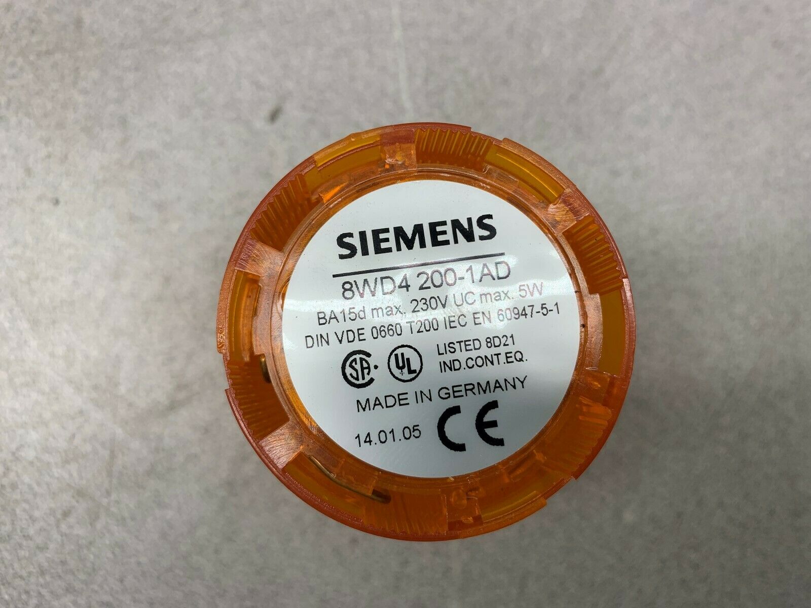 NEW NO BOX SIEMENS LIGHT ELEMENT 8WD4  200 1AD