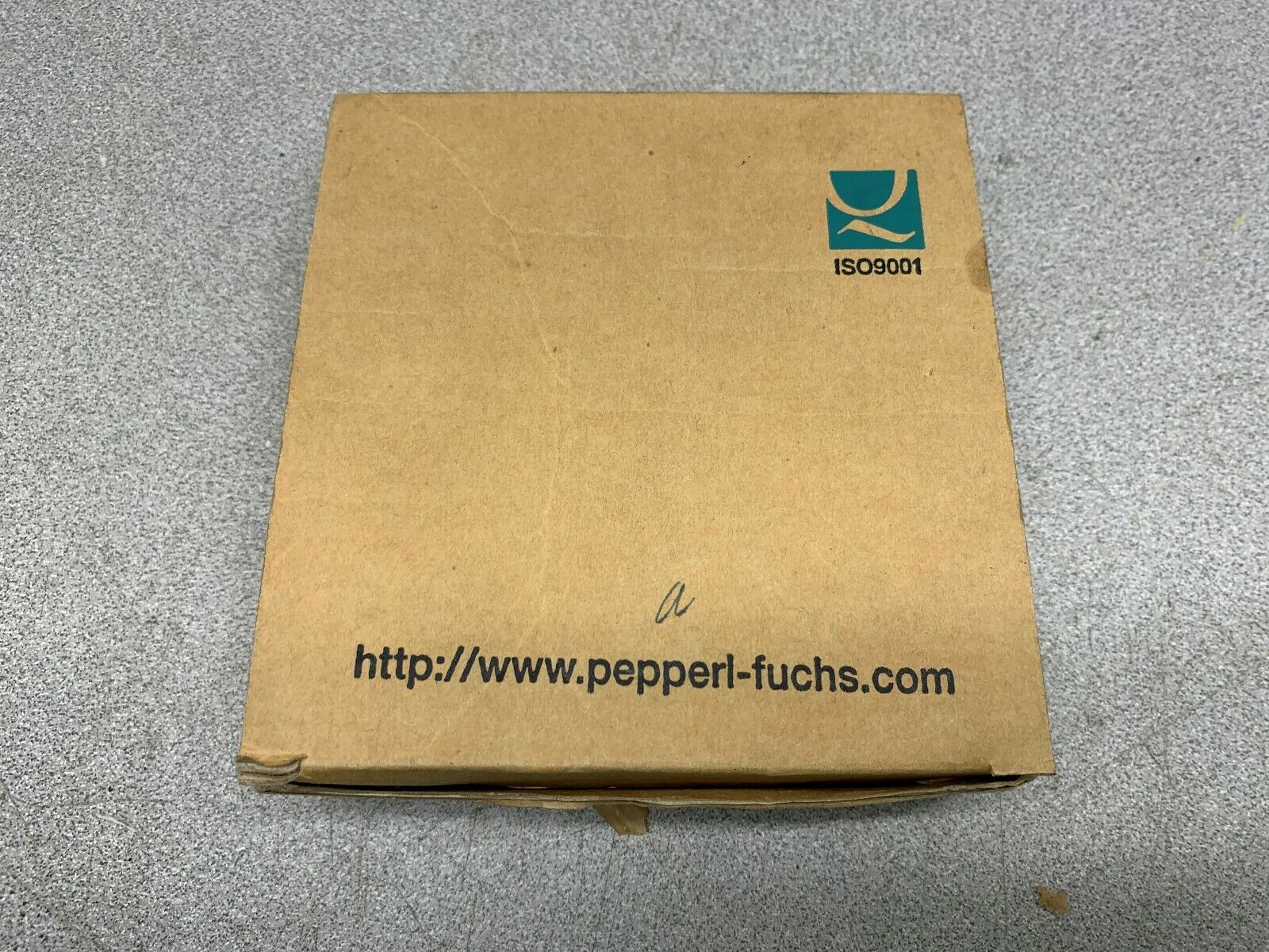 NEW IN BOX PEPPERL-FUCHS BARRIER 340655