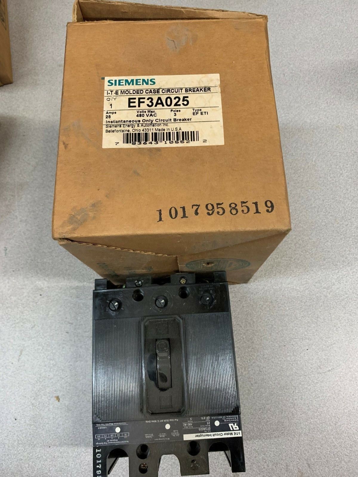 NEW IN BOX SEIMENS BREAKER EF3A25