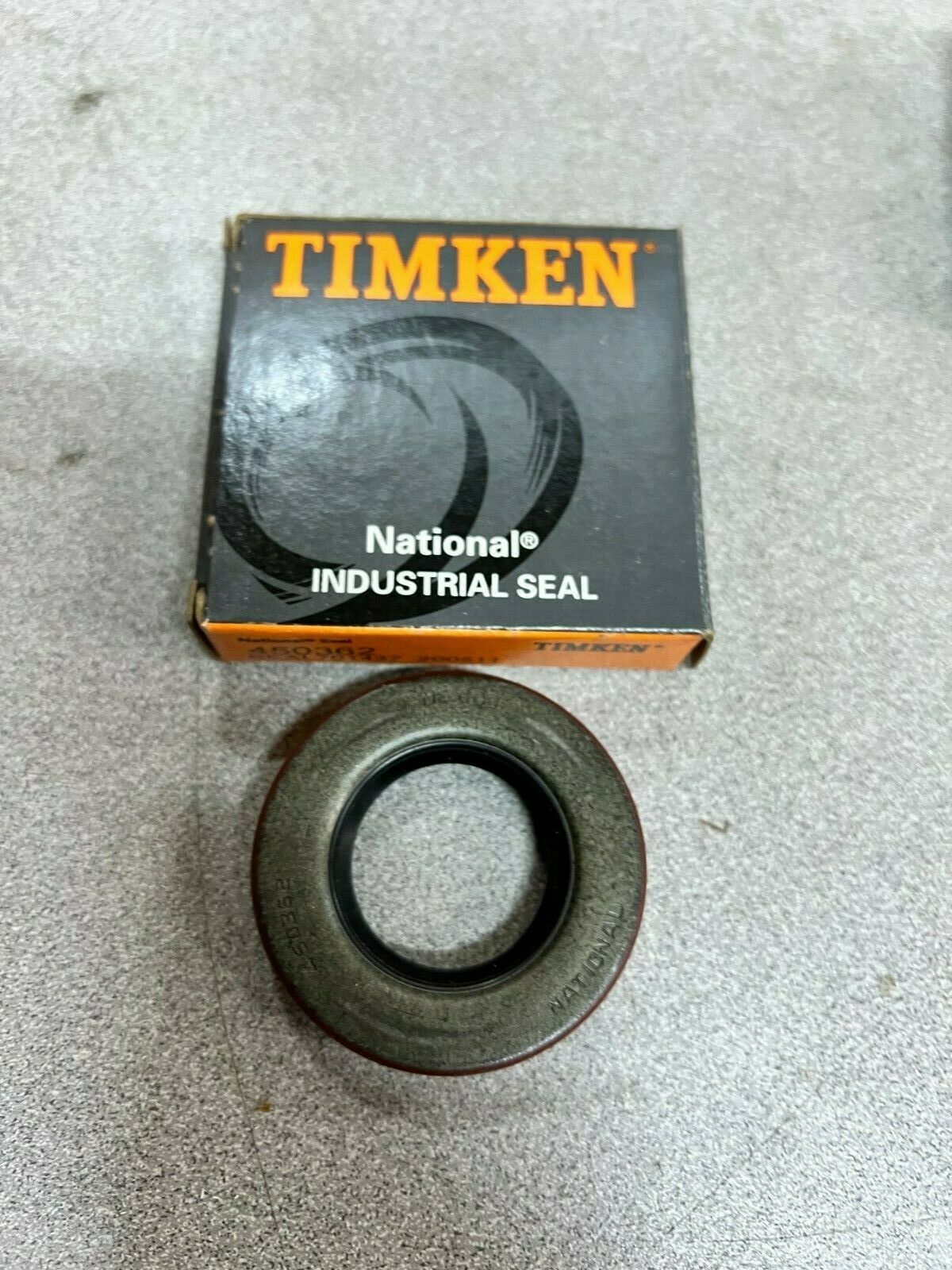 LOT OF 4 NEW IN BOX TIMKEN OILSEAL 450362