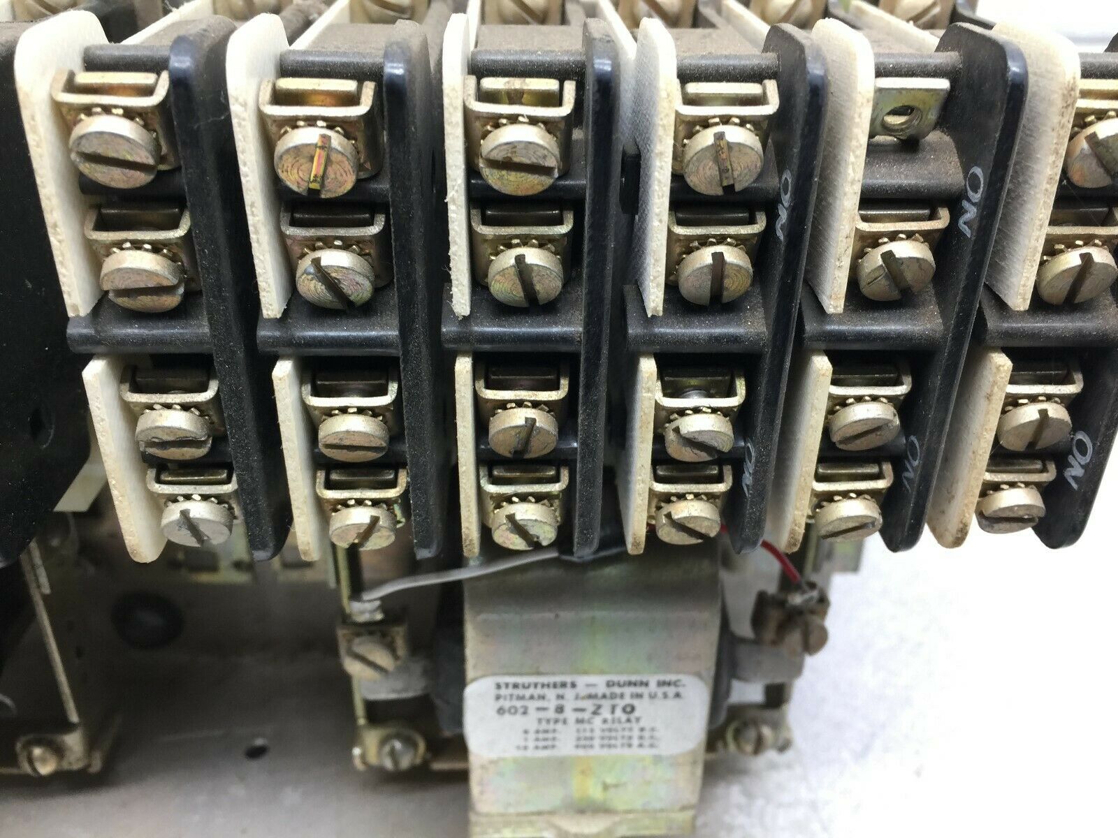 USED STRUTHERS AND DUNN TYPE MC RELAY 24VDC COIL (4 RELAYS ON A BRACKET) 602-8-Z