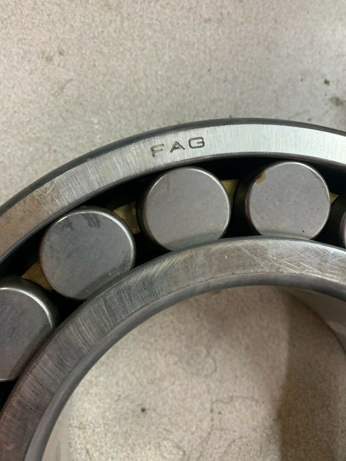 NEW NO BOX FAG 22226EASM SPHERICAL ROLLER BEARING 22226EASMC3