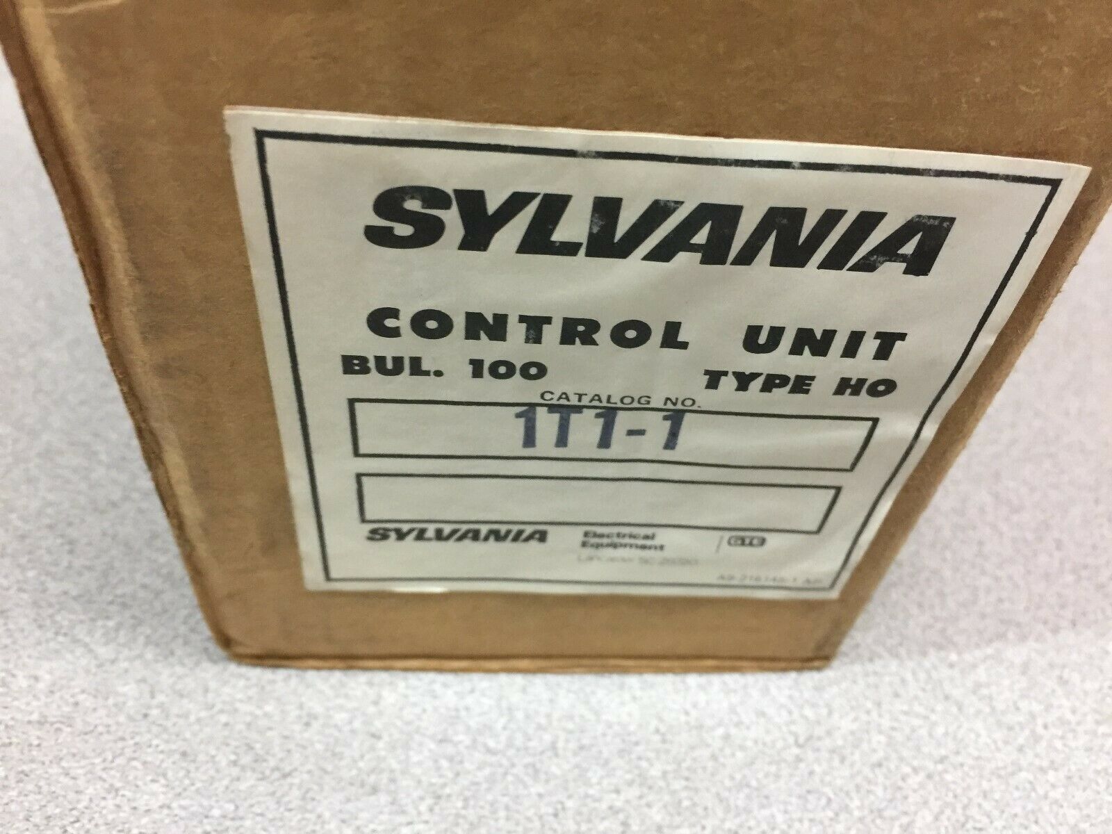 NEW IN BOX SYLVANIA CONTROL STATION 100 1T1-1