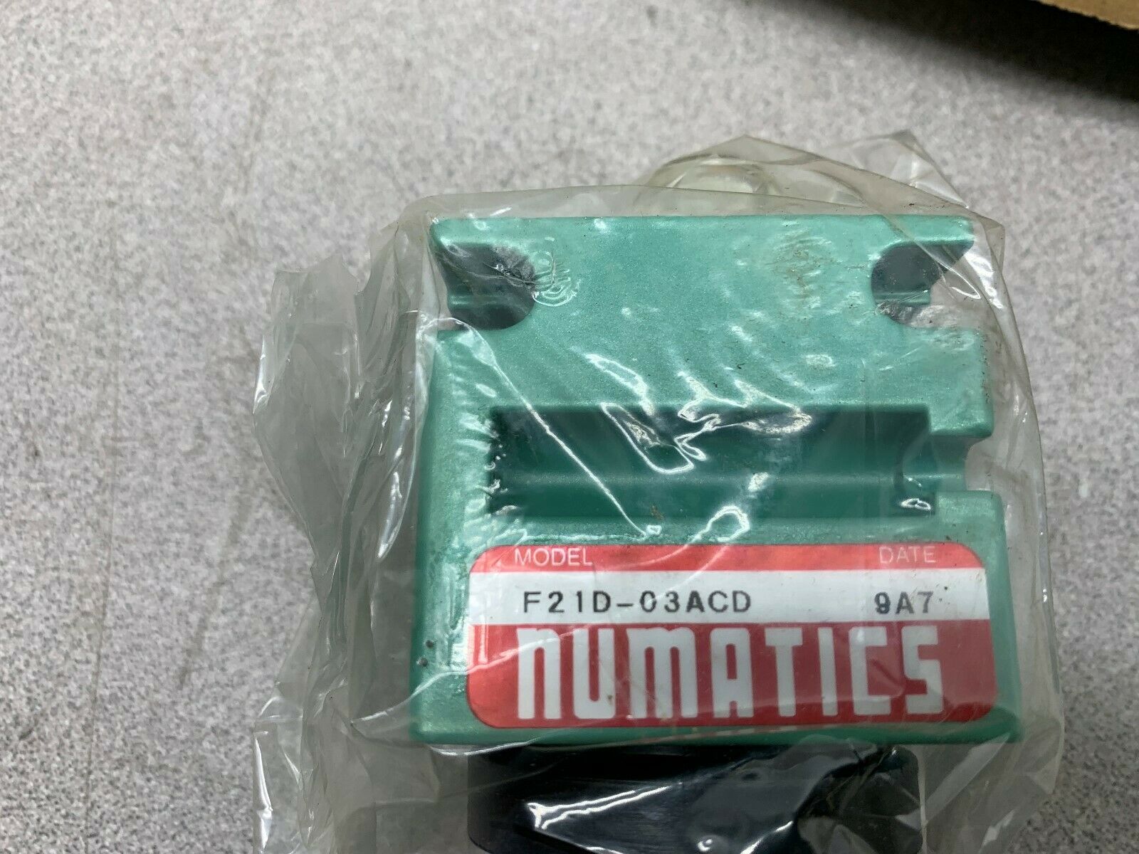 NEW IN BOX NUMATICS FILTER F21D-03ACD