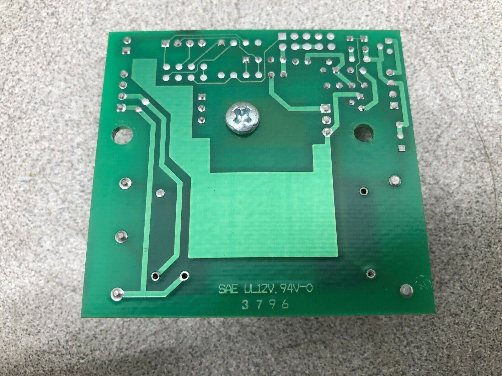 USED COMPUTER DYNAMICS CURCUIT BOARD SAE UL12V 94V-0