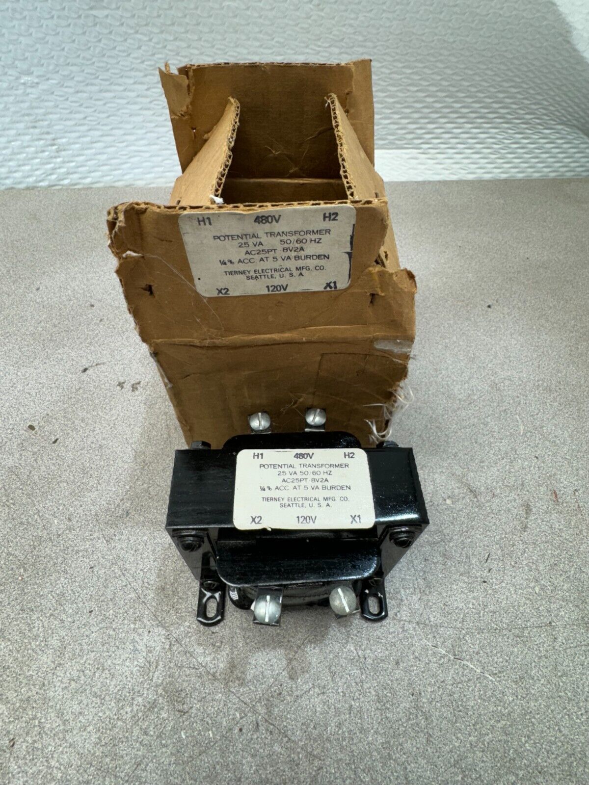 NEW IN BOX TIERNEY ELECTRICAL 25VA. POTENTIAL TRANSFROMER AC25PT-8V2A