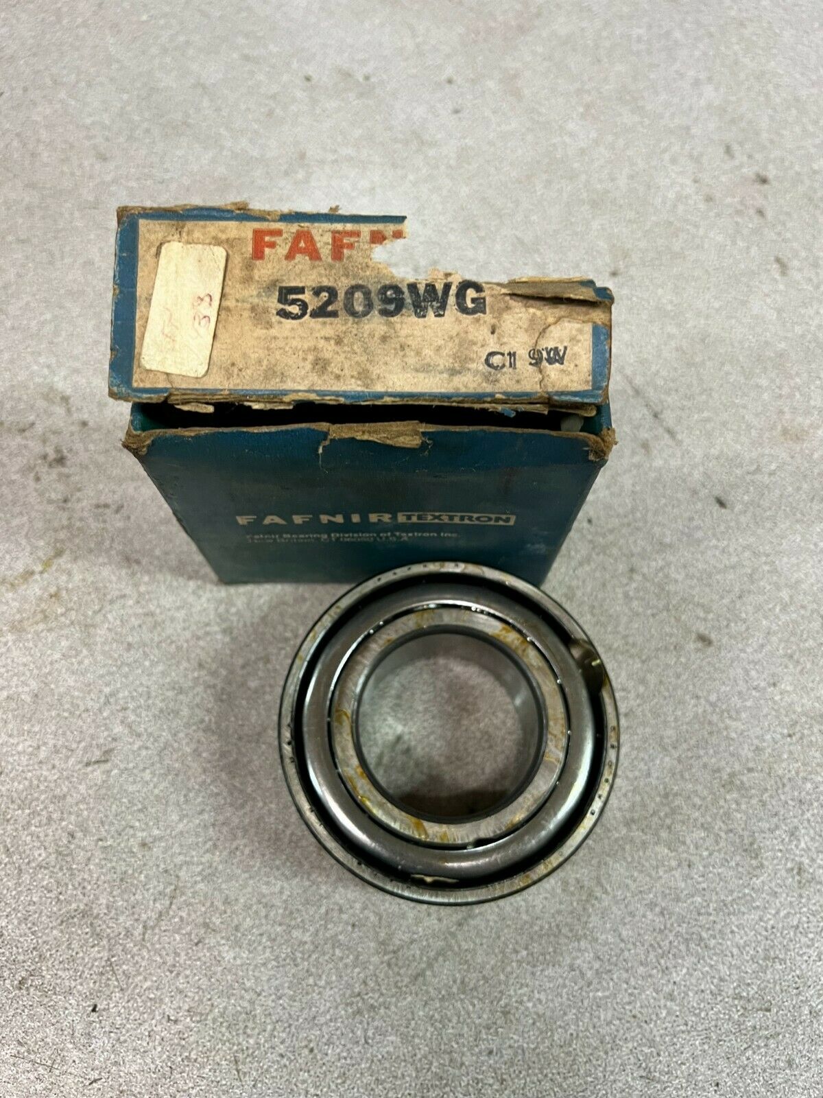 NEW IN BOX FAFNIR CONTACT BEARING 5209WG