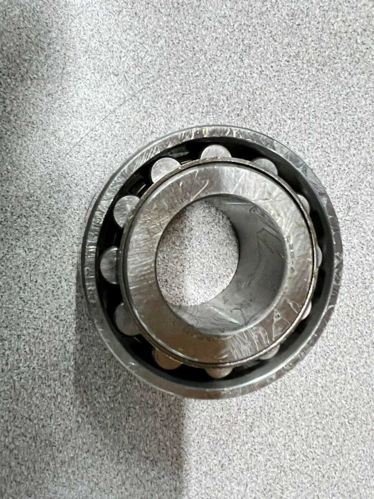 NEW IN BOX NSK ROLLER BEARING L28-4