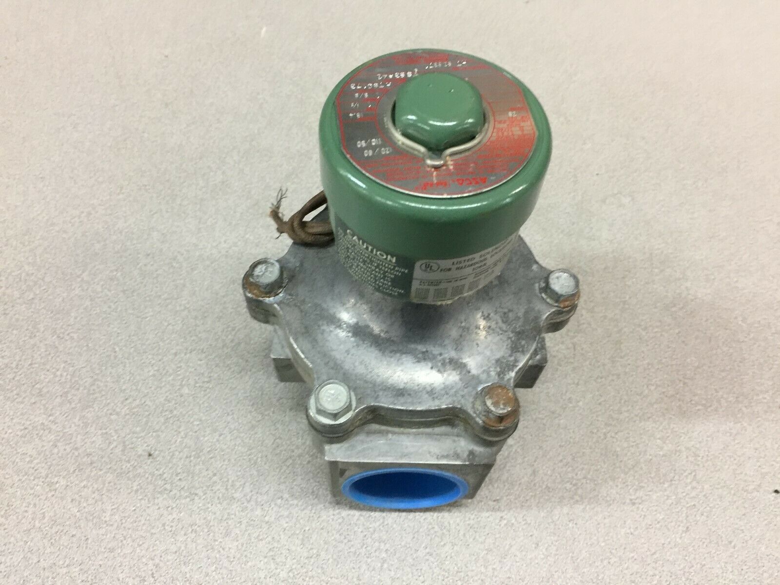 NEW NO BOX ASCO 1 1/2"NPT 120VAC 25PSI SOLENOID VALVE 8215B71