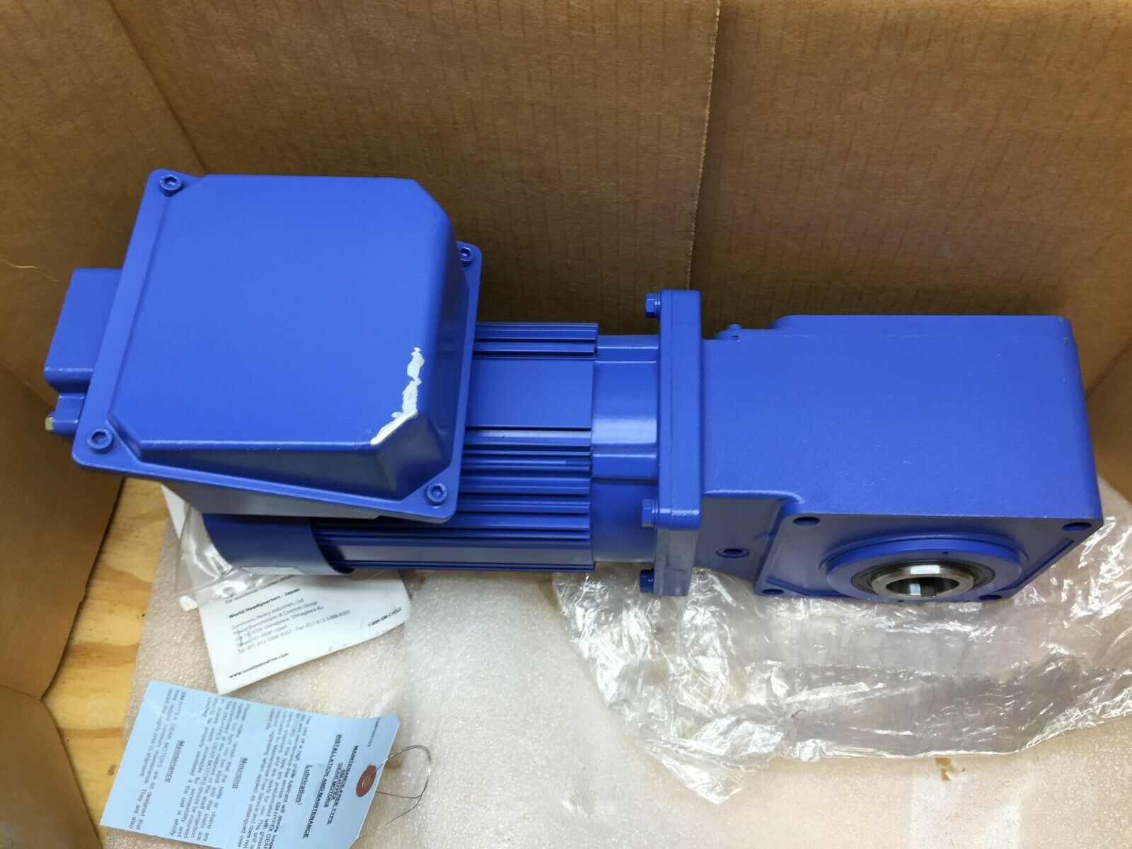 NEW IN BOX SUMITOMO 1/2 HP 20:1 RATIO GEAR MOTOR RNYMO5-1320YC-20