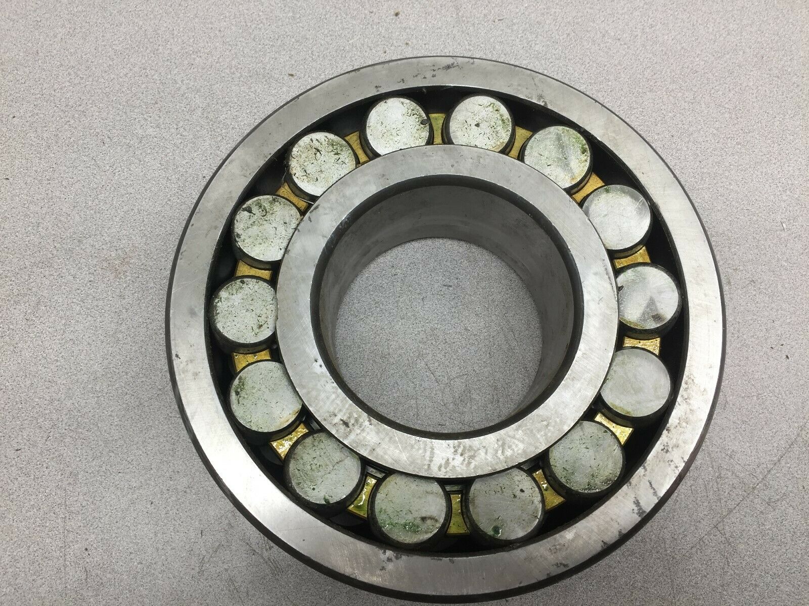 NEW NO BOX HYATT ROLLER BEARING 2322D3W33