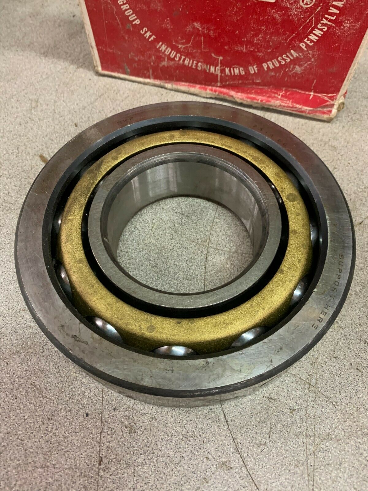 NEW IN BOX SKF ANGULAR CONTACT BALL BEARING 7314 BYG