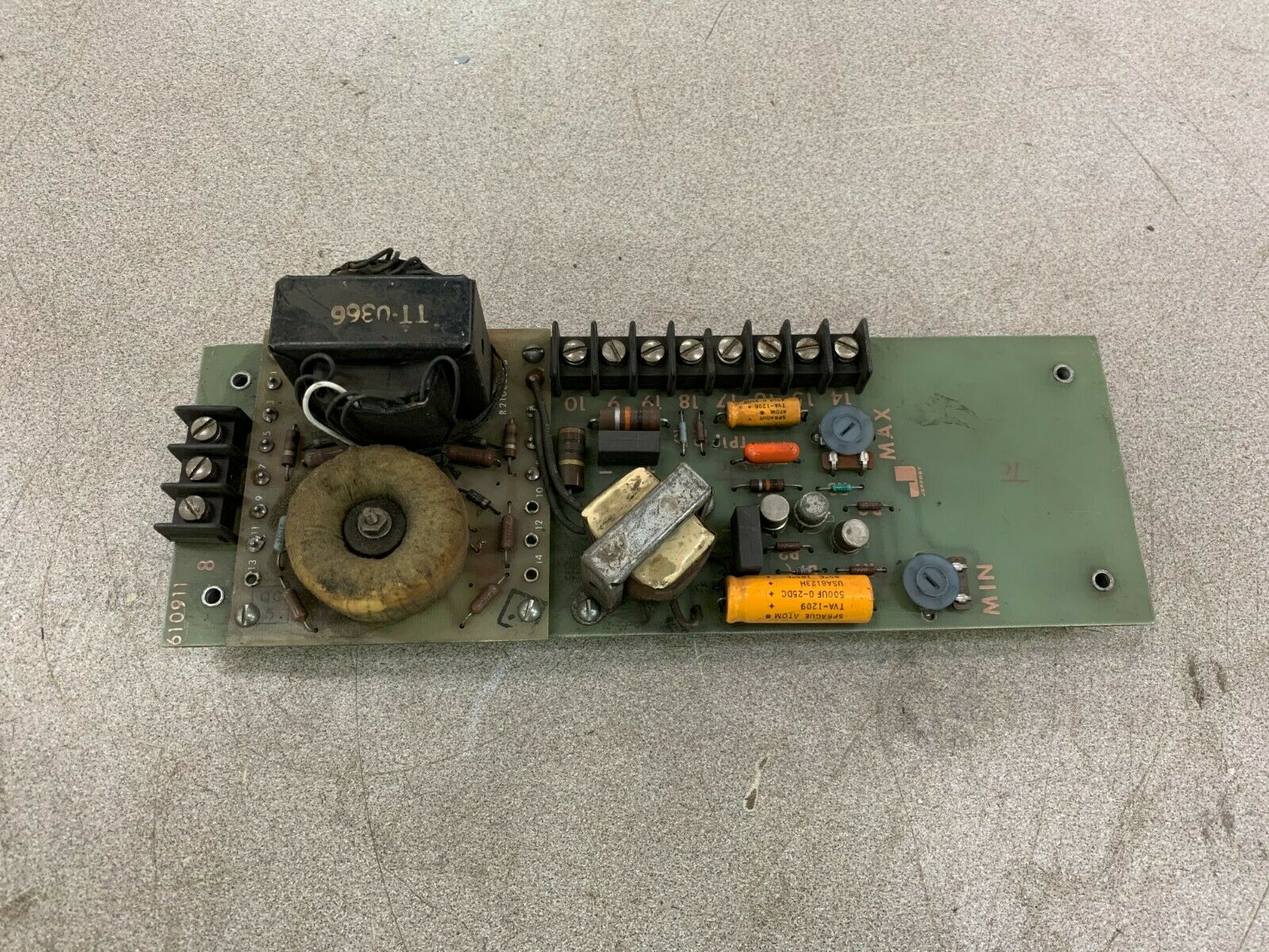 USED JEFFERY 610885 CIRCUIT BOARD 610911