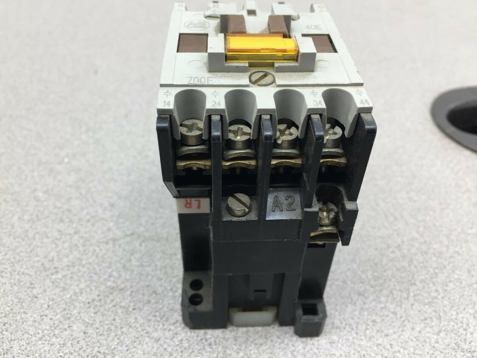 USED LOT OF 12 ALLEN BRADLEY 120VAC COIL 4POLE 10AMP CONTACTOR 700-F400A1