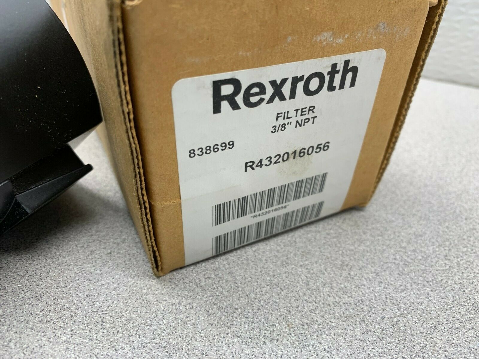 NEW IN BOX REXROTH 3/8" NPT FILTER R432016056