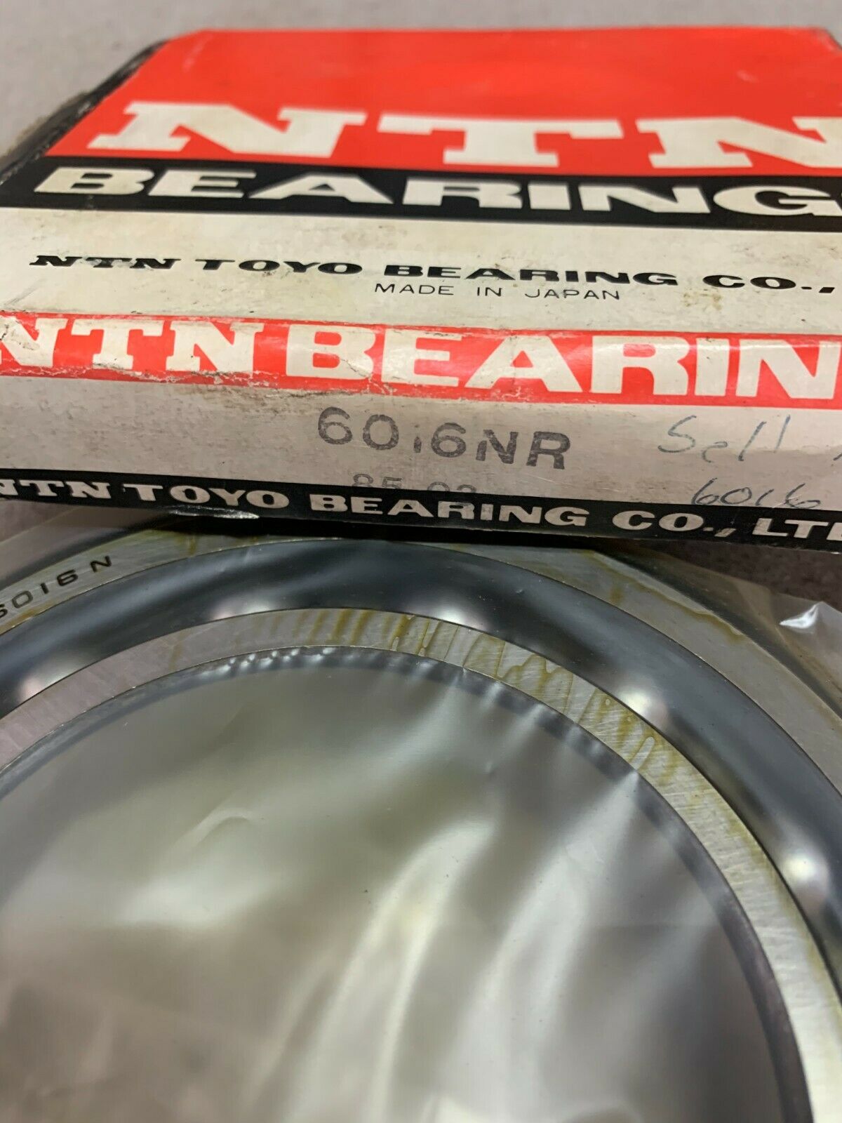 NEW IN BOX NTN 80x125x22 SNAP RING BALL ROLLER BEARING 6016NR