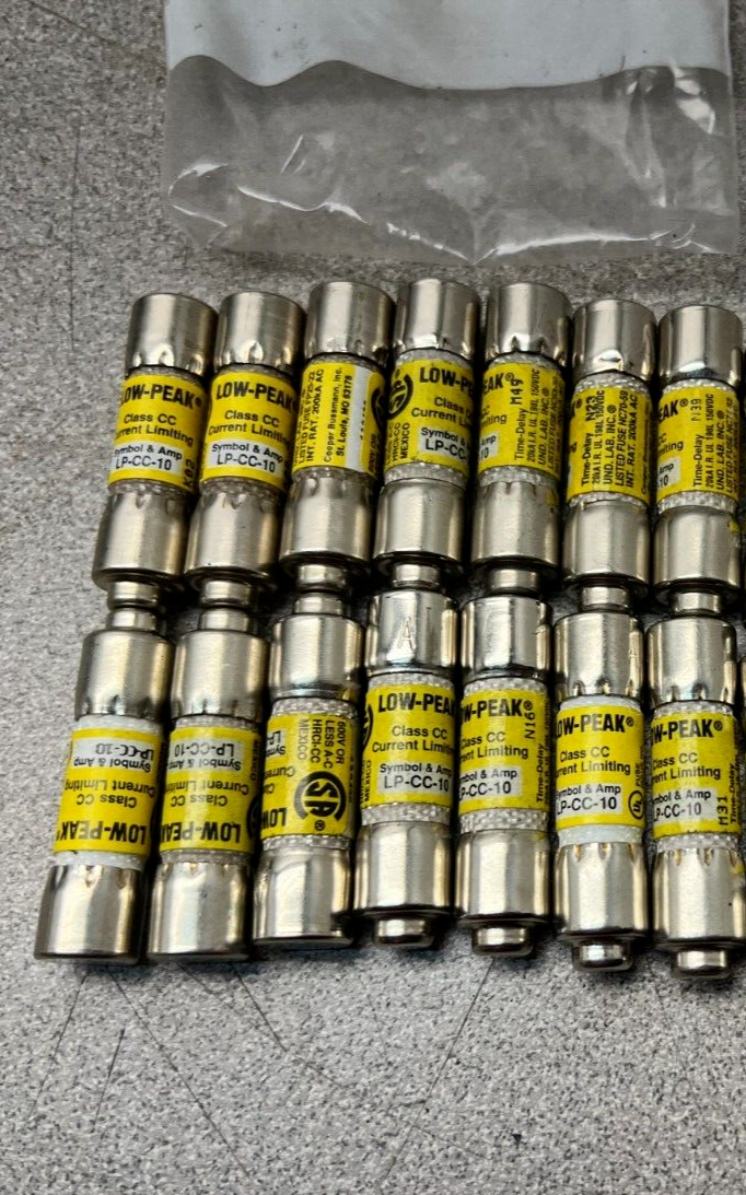 LOT OF 14 NEW NO BOX LOW-PEAK FUSE LP-CC-10