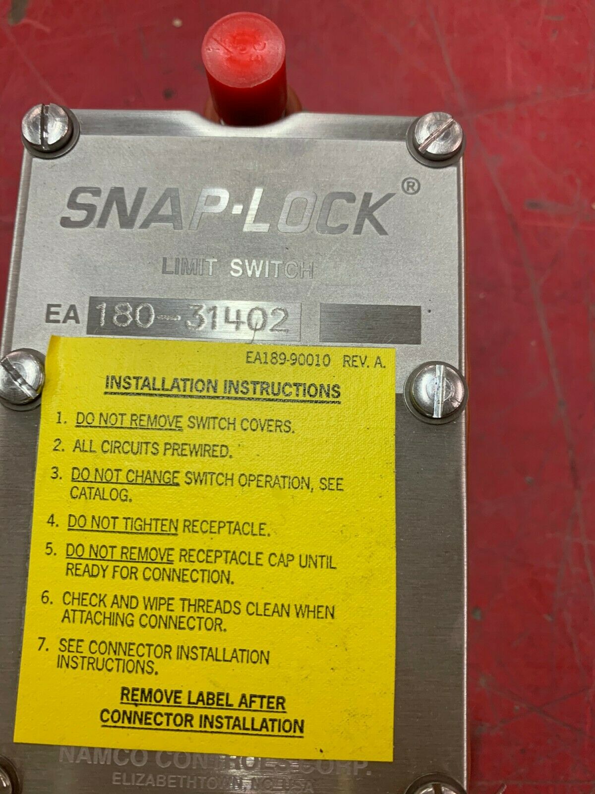 NEW NO BOX NAMCO SNAP-LOCK LIMIT SWITCH EA180-31402