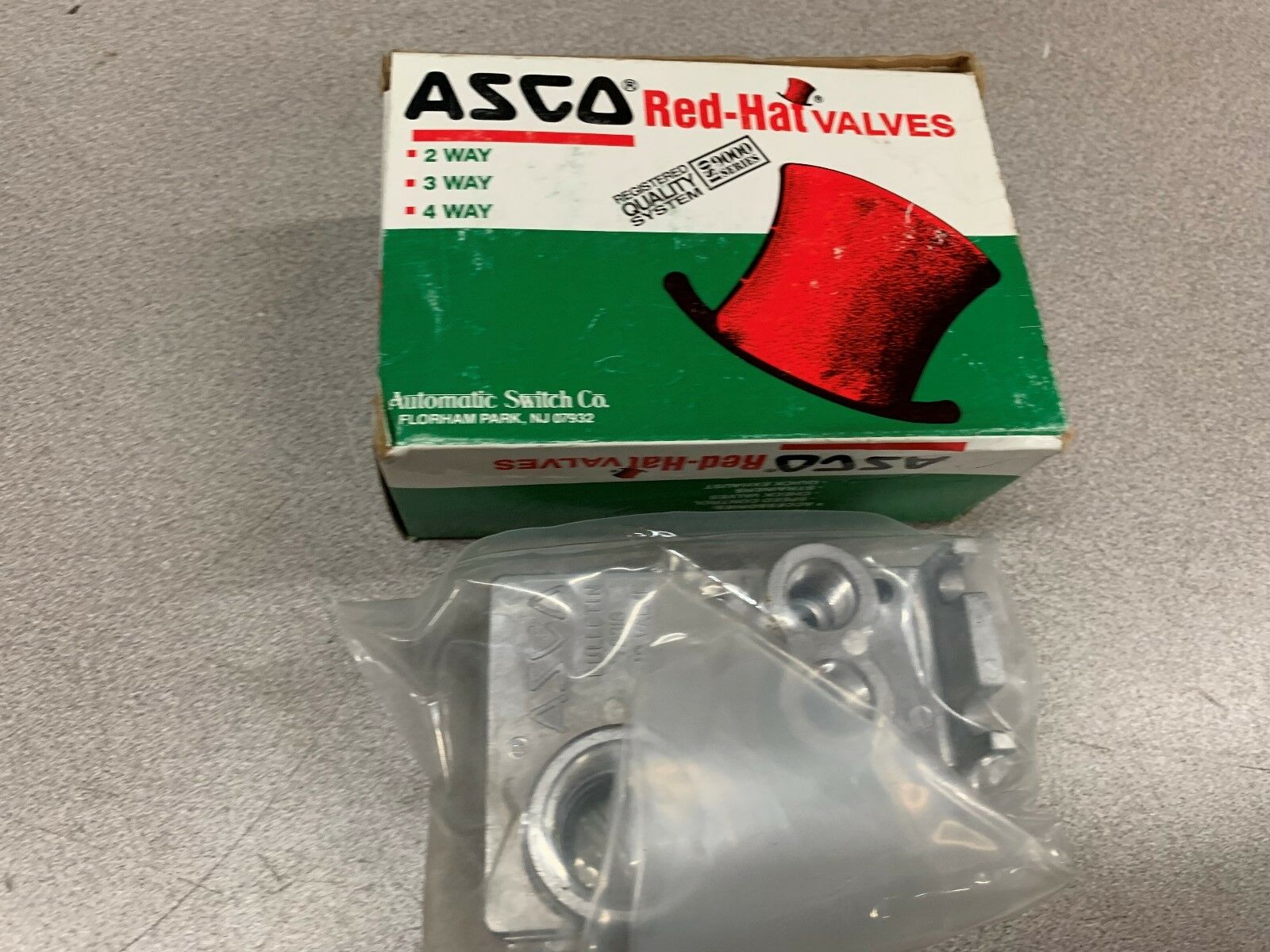 NEW IN BOX ASCO VALVE END PLATE KIT 164931