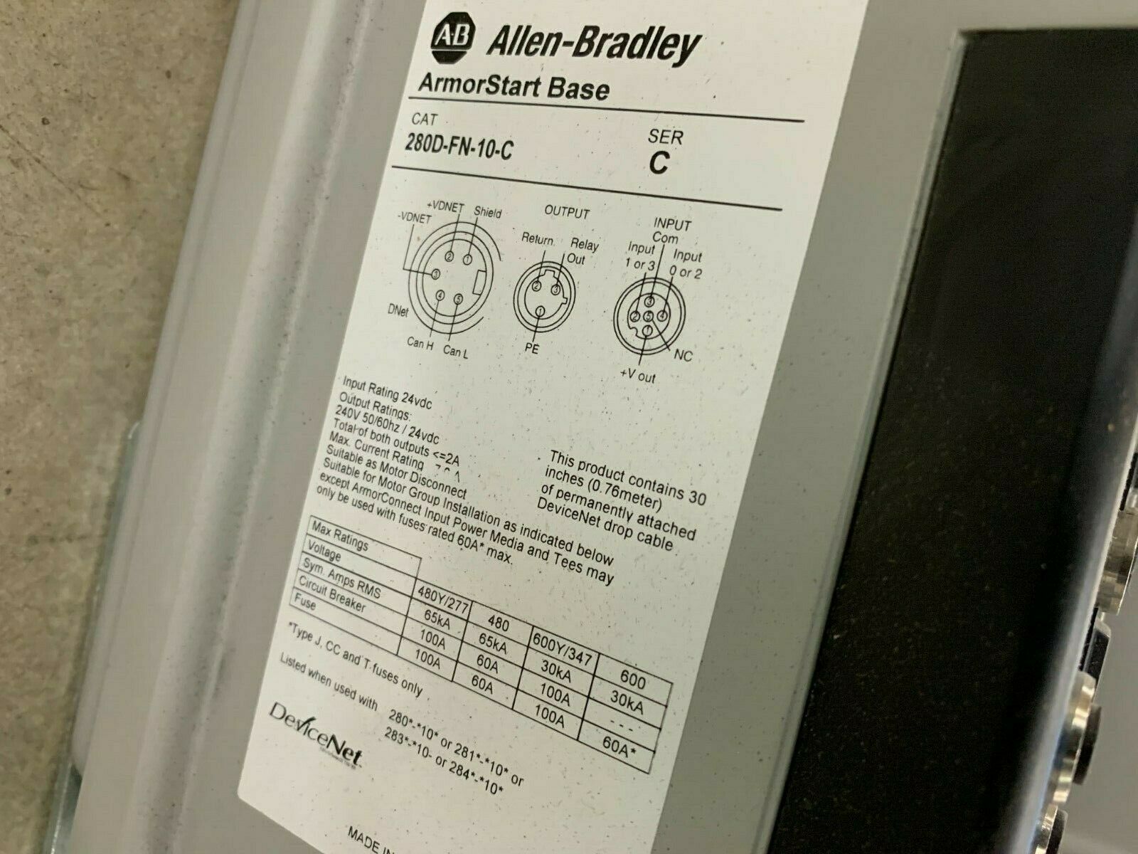 NEWTAKEOUT ALLEN-BRADLEY ARMORSTART DRIVE AND BASE 284D-FVD2P3Z-10-CR-3-DB-SB-OC