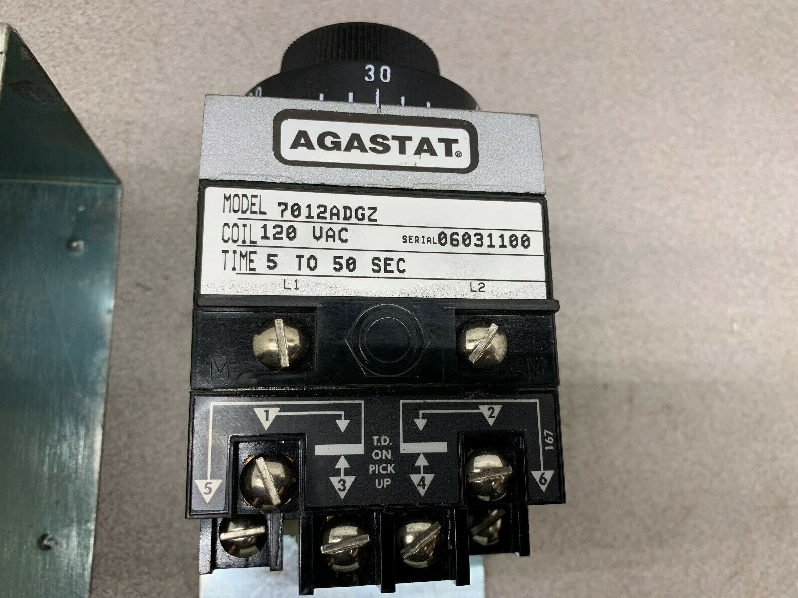 NEW NO BOX AGASTAT TIMING RELAY 7012ADGZ