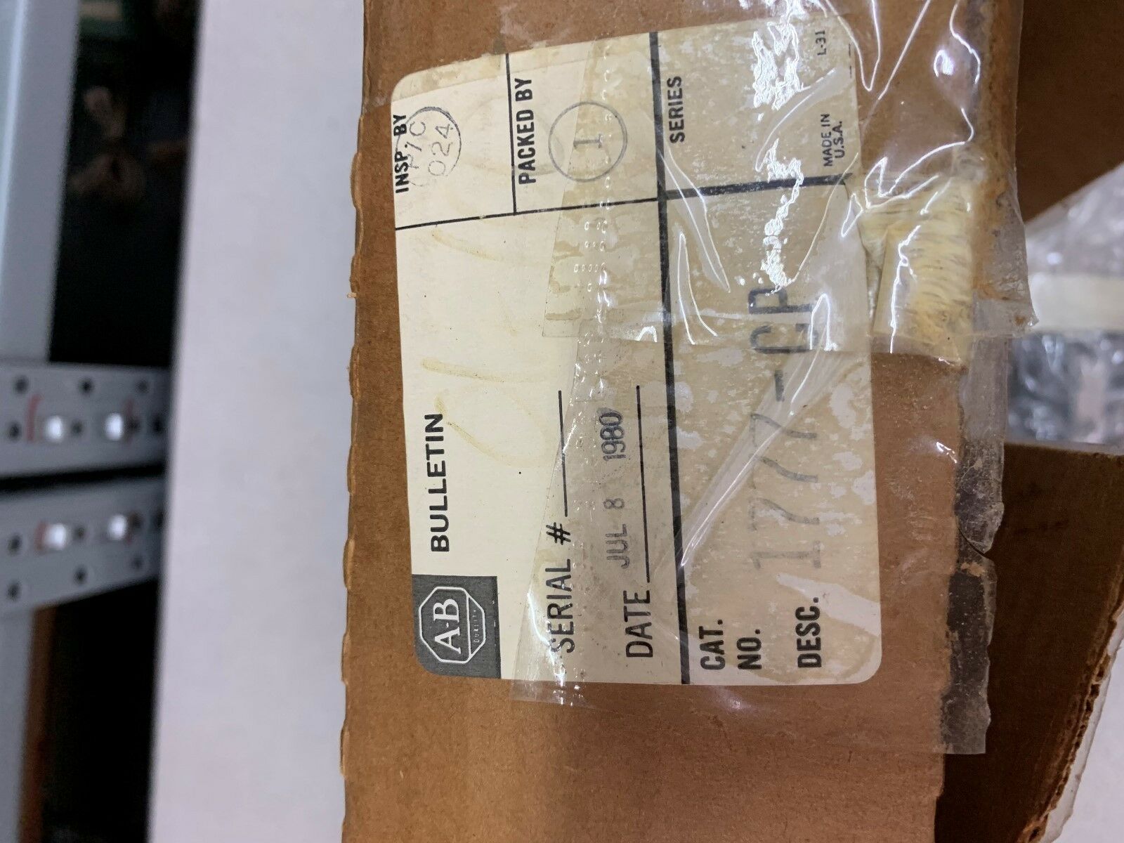 NEW IN BOX ALLEN BRADLEY CONTACT BLOCK 1777-CP