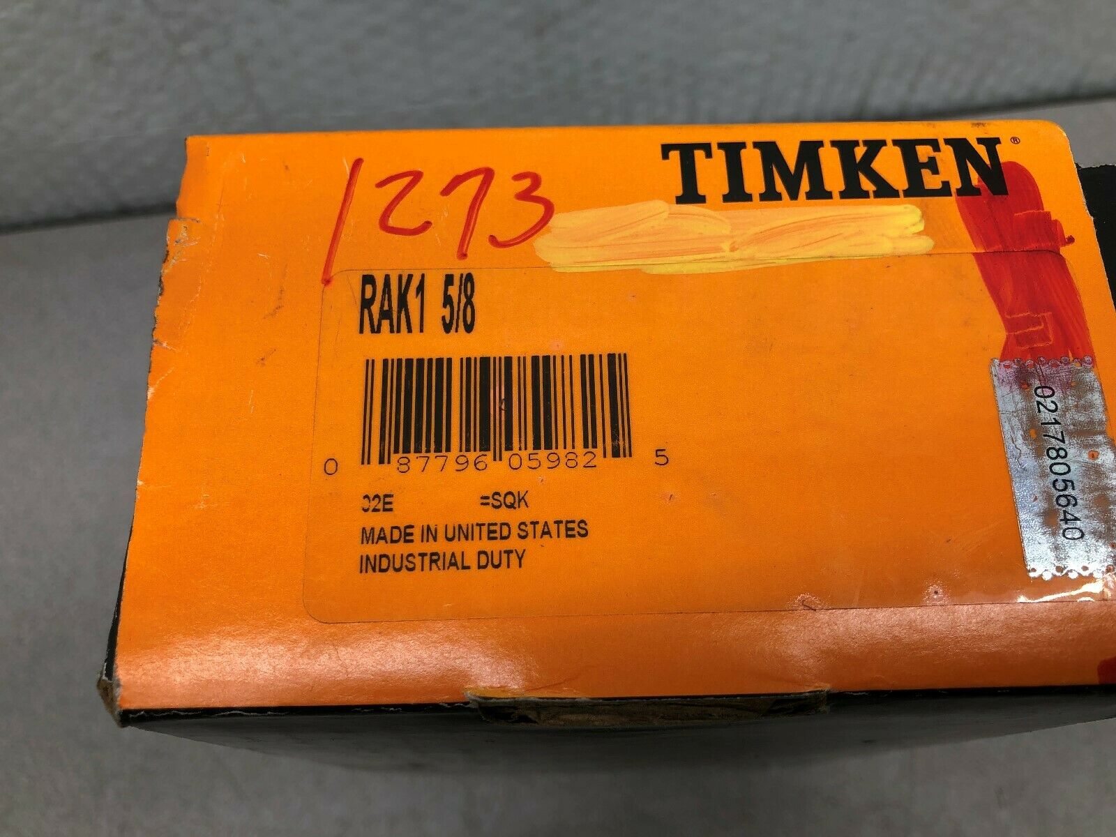 NEW IN BOX TIMKEN 2 HOLE 1 5/8 PILLOW BLOCK BEARING RAK1 5/8