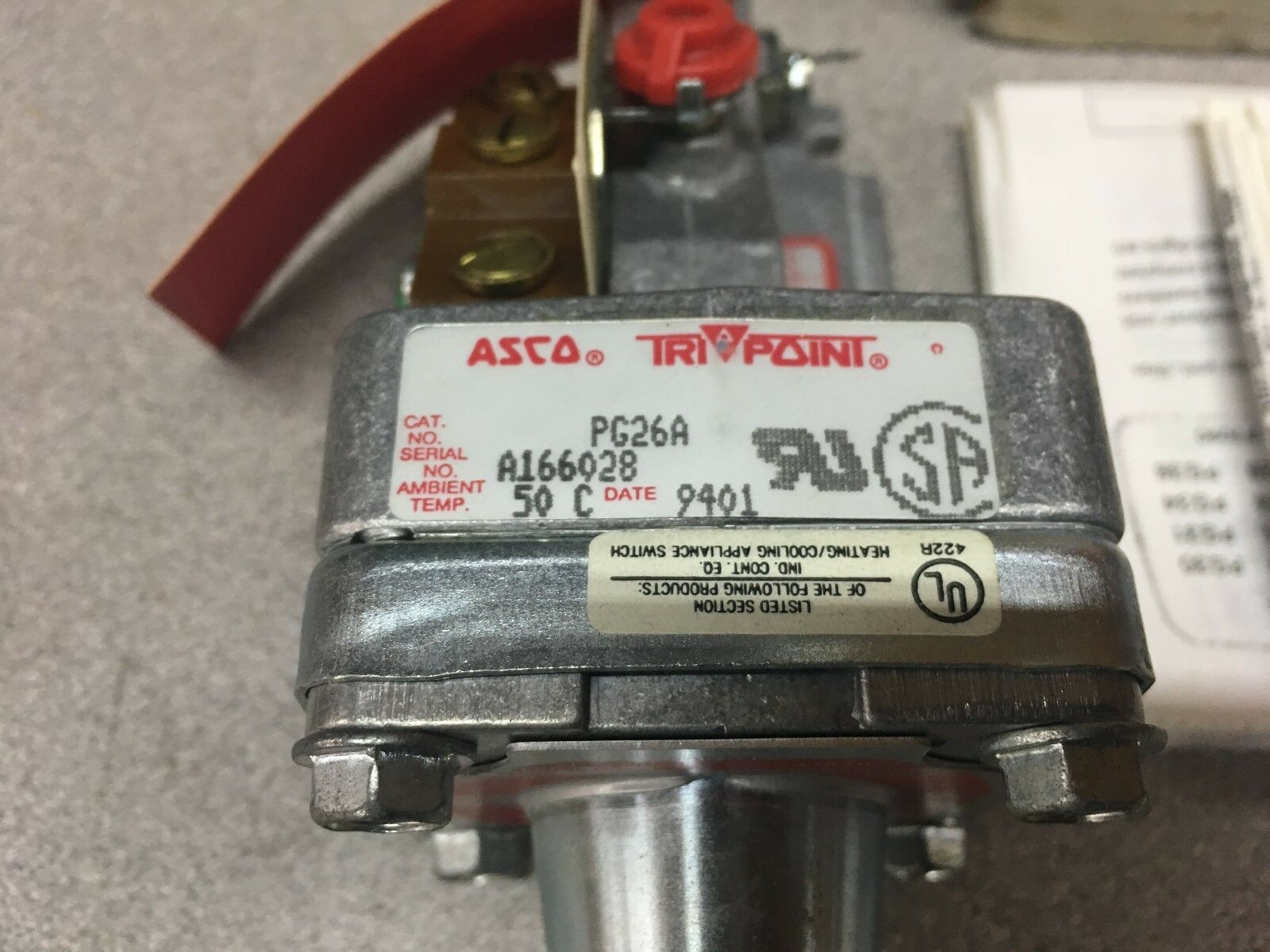 NEW IN BOX ASCO TRI-POINT PRESSURE SWITCH PG26A WITH RL20A21