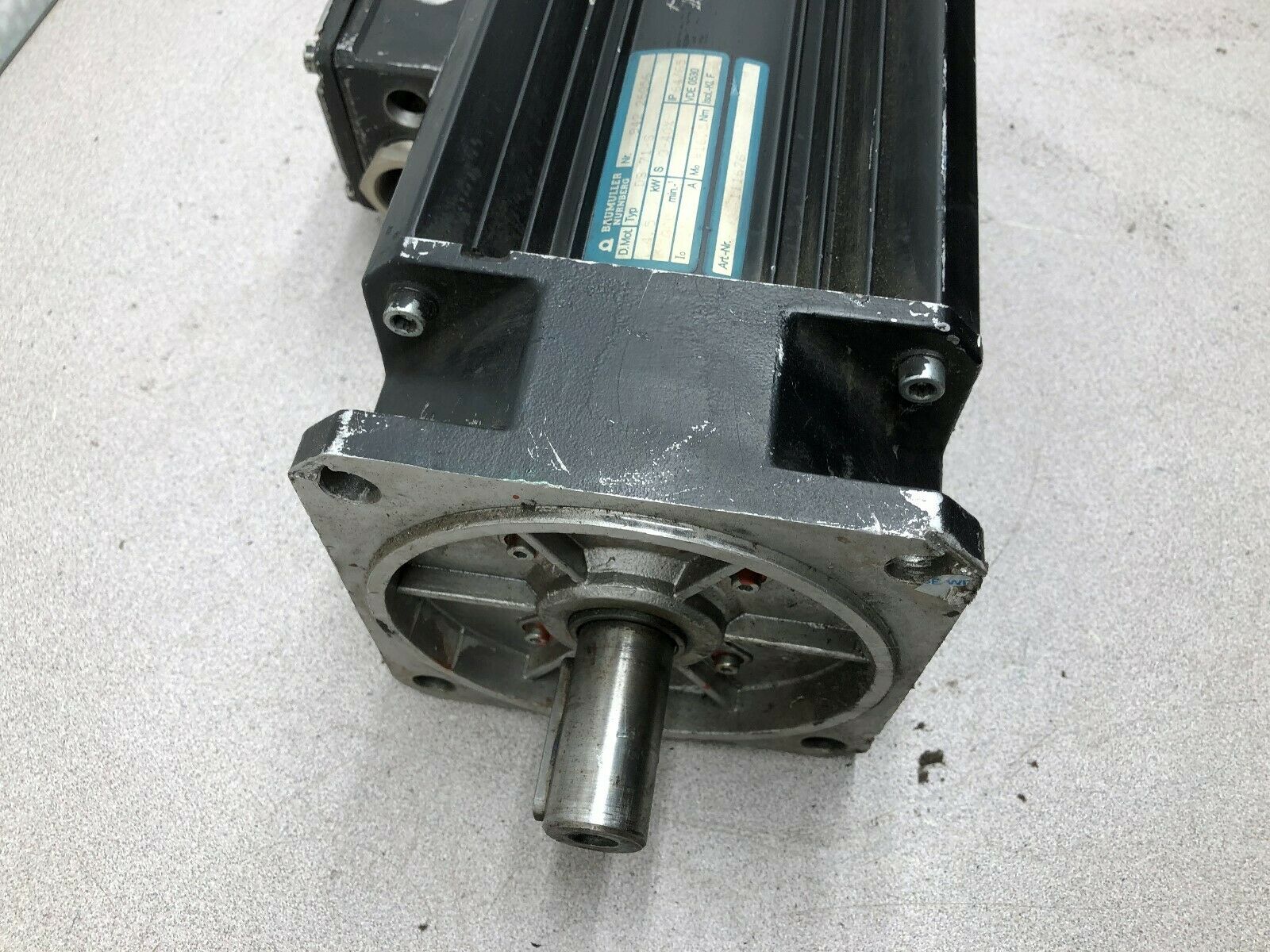 USED BAUMULLER NURNBERG 4.5 KW 2000 RPM SERVO MOTOR DS 71-S  /  942 26056