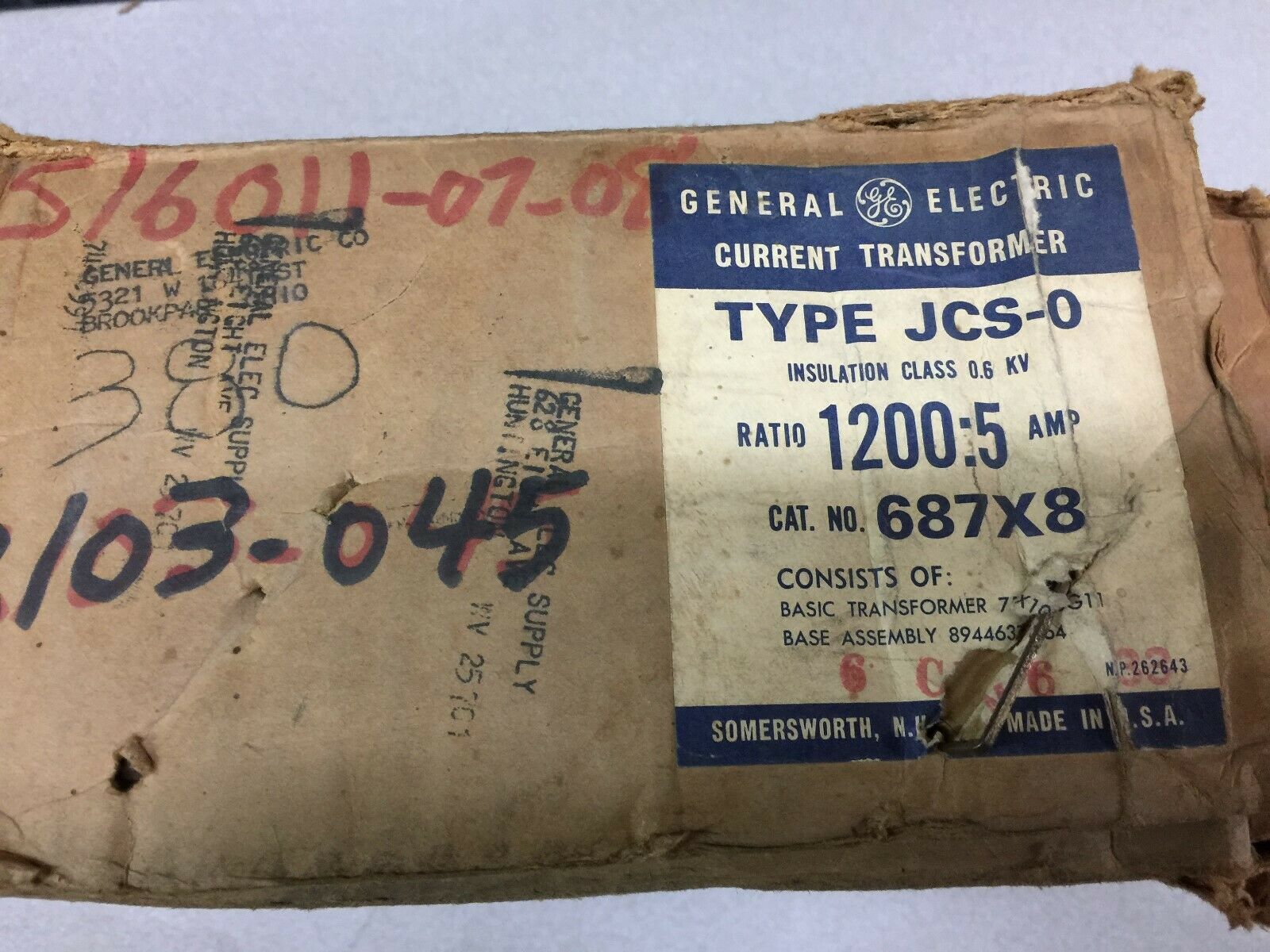 NEW IN BOX GE TYPE JCS-0 1200:5 CURRENT TRANSFORMER 687X8