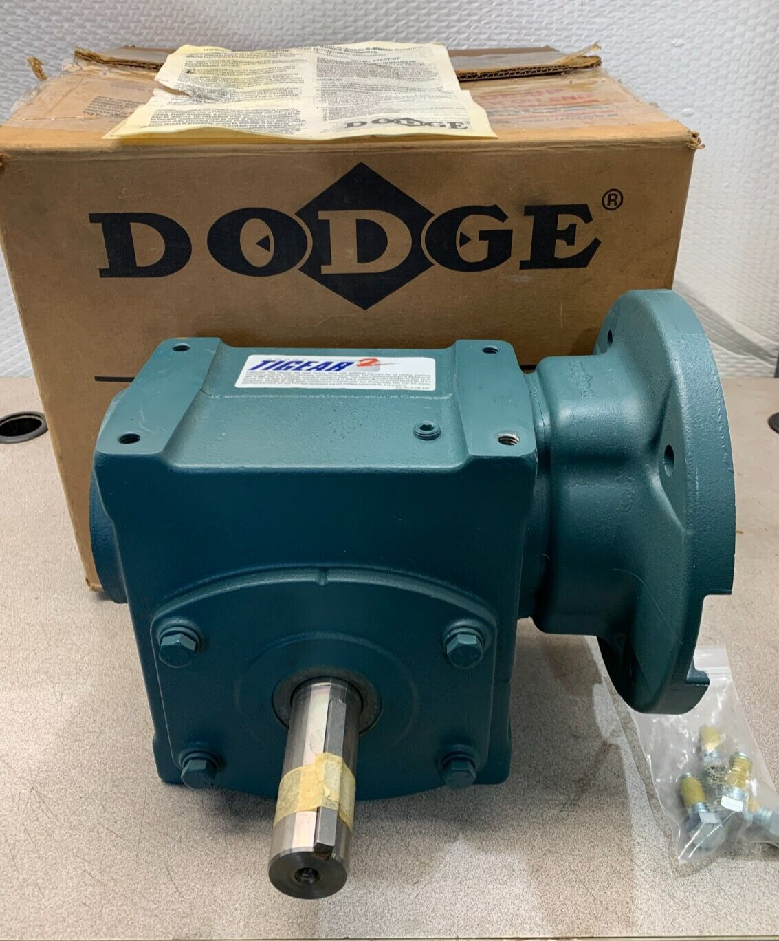 NEW IN BOX DODGE TIGEAR 2 GEAR REDUCER 20:1 RATIO SPEED DRIVE 30Q20L18