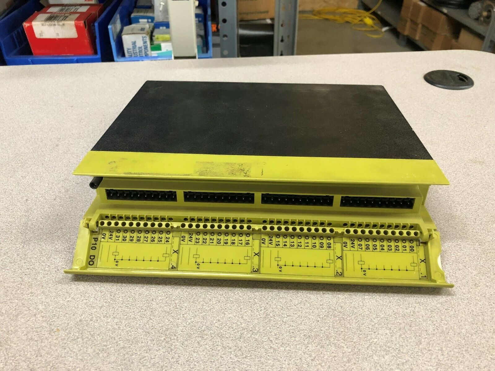 USED PILZ 24 VDC 2A  DIGITAL OUTPUT MODULE P10-DO