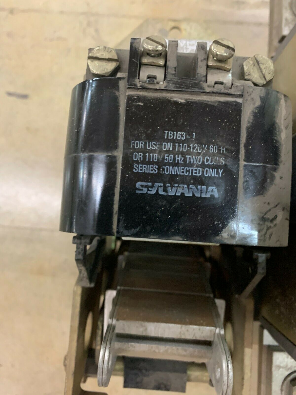 USED SYLVANIA 110/120V. COIL T77UO36 SIZE 6 CONTACTOR T77U036