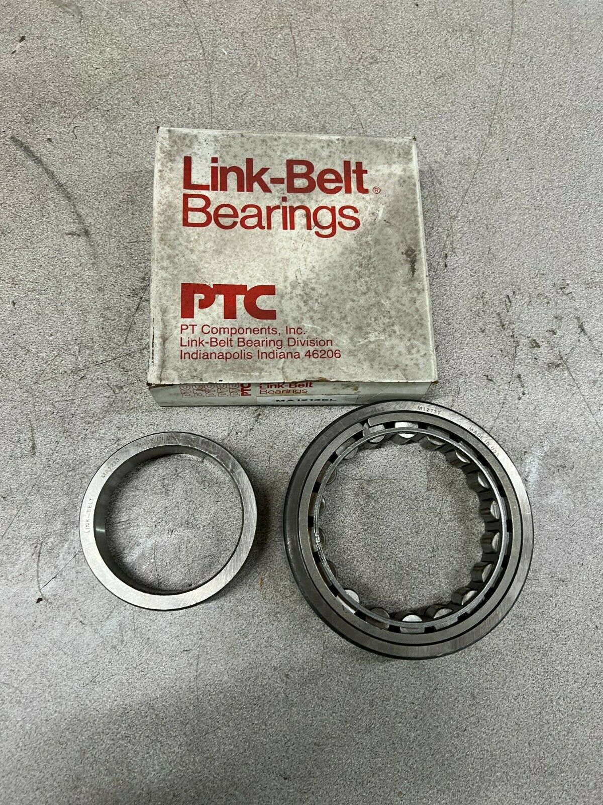 NEW IN BOX LINKBELT MA1213 M1213T CYLINDRICAL BEARING MA1213EL