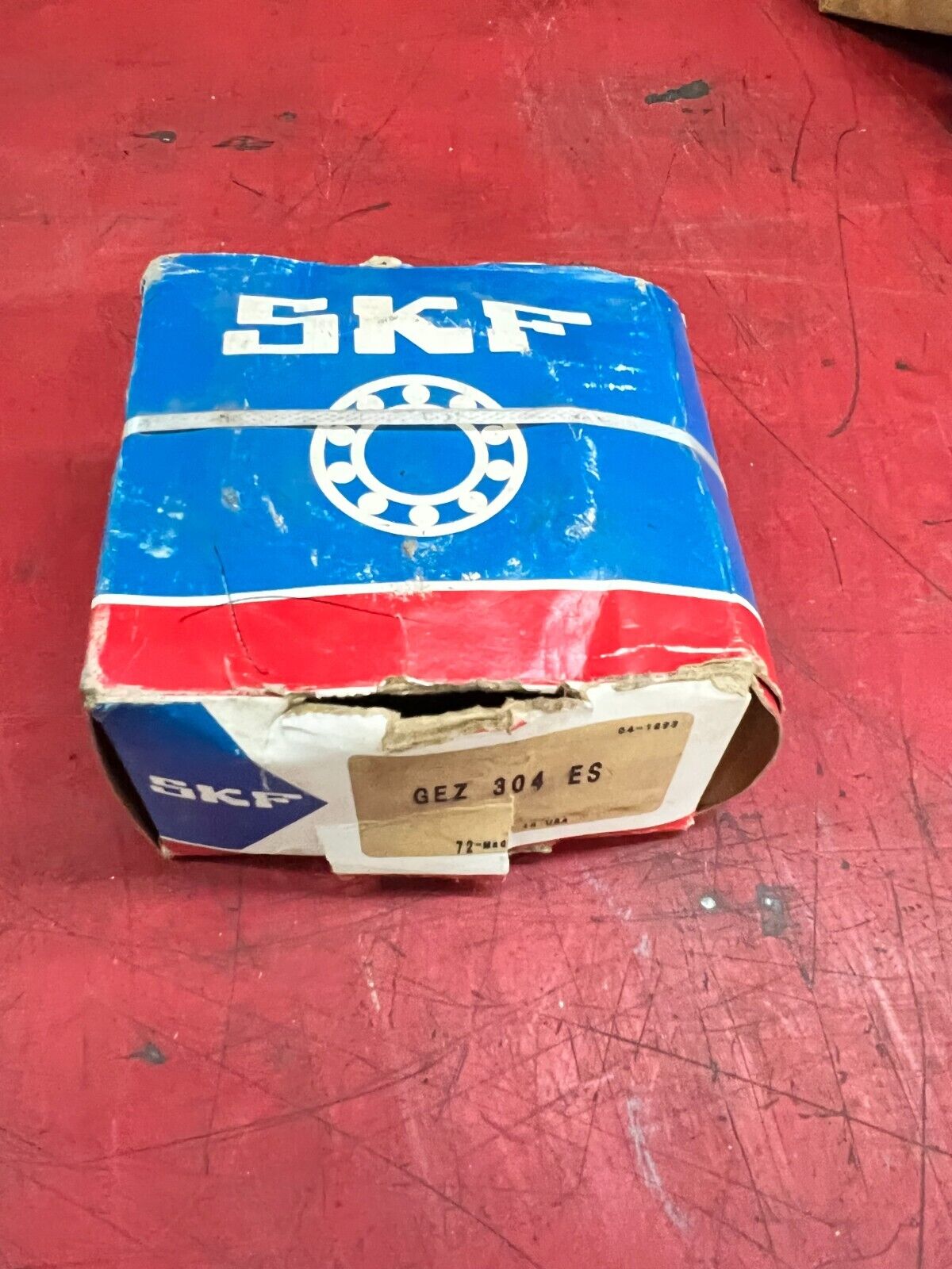 NEW IN BOX SKF BEARING GEZ 304 ES