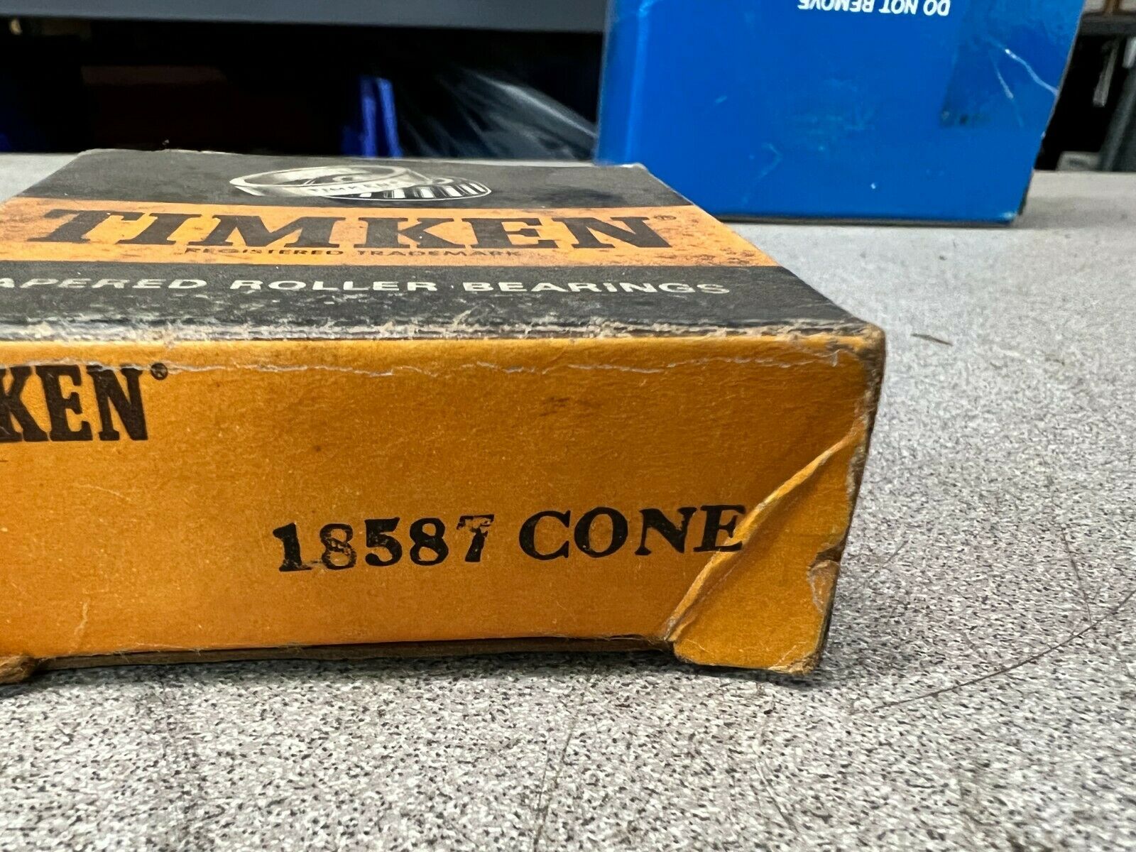 NEW IN BOX TIMKEN CONE 18587