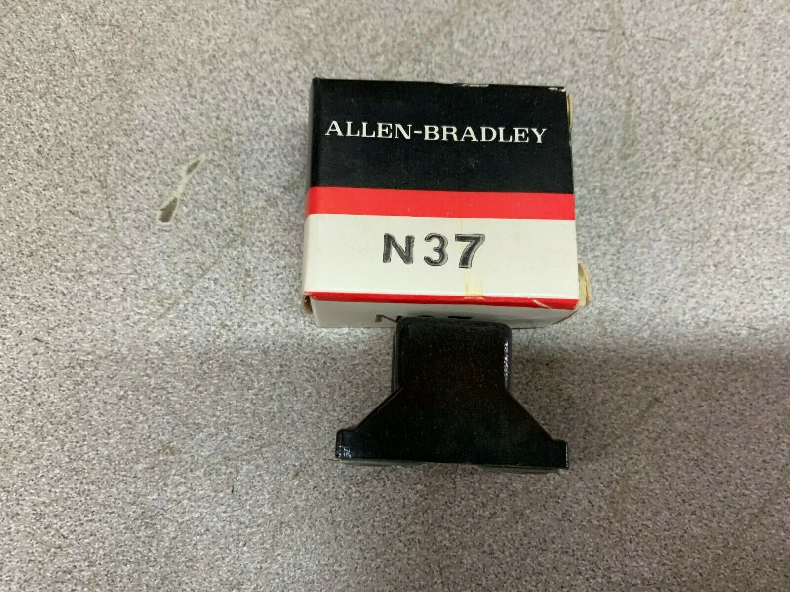 LOT OF 3 NEW IN BOX ALLEN BRADLEY HEATER ELEMENT N37