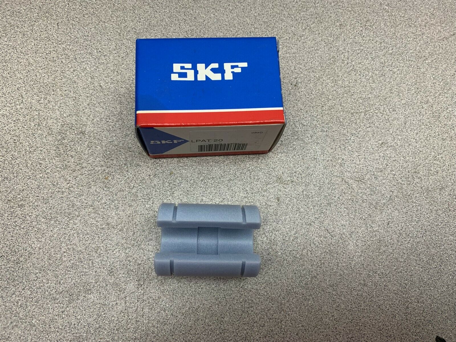 NEW IN BOX SKF BEARING LPAT 20