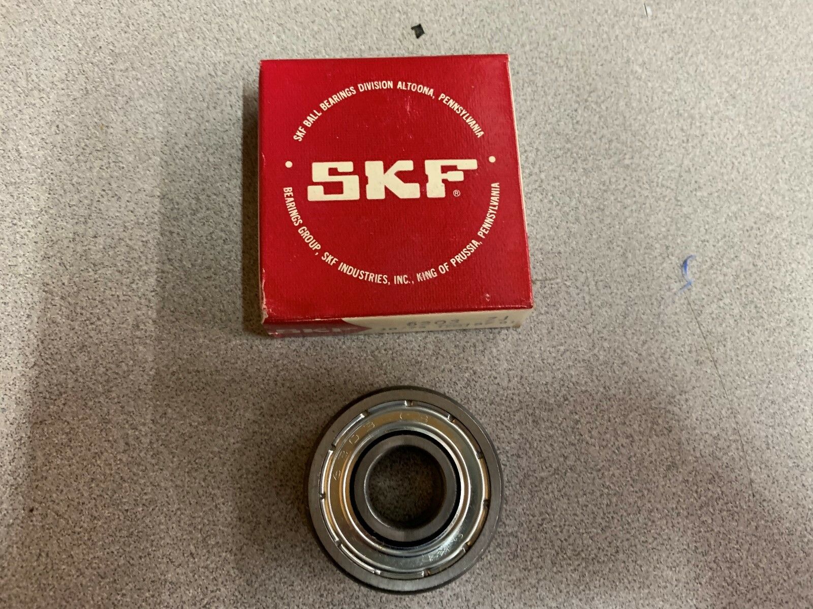 NEW IN BOX SKF BEARING 6303 ZJ