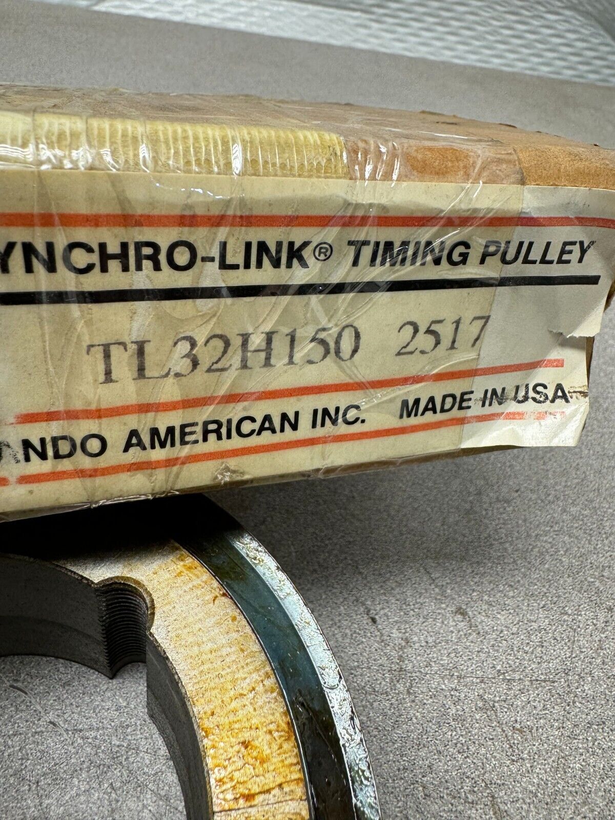 NEW IN BOX BANDO TIMING PULLEY TL32H150 2517