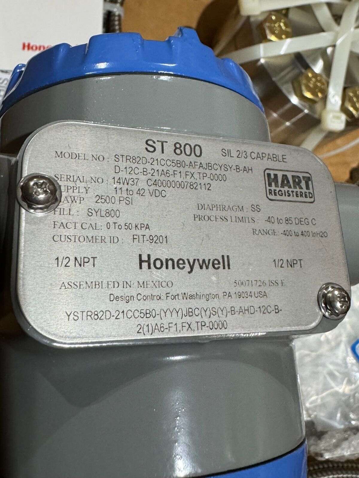 NEW HONEYWELL PRESSURE TRANSMITTER STR82D-21CC5B0-AFAJBCYSY-B-AHD-12C-B-21A6-F1